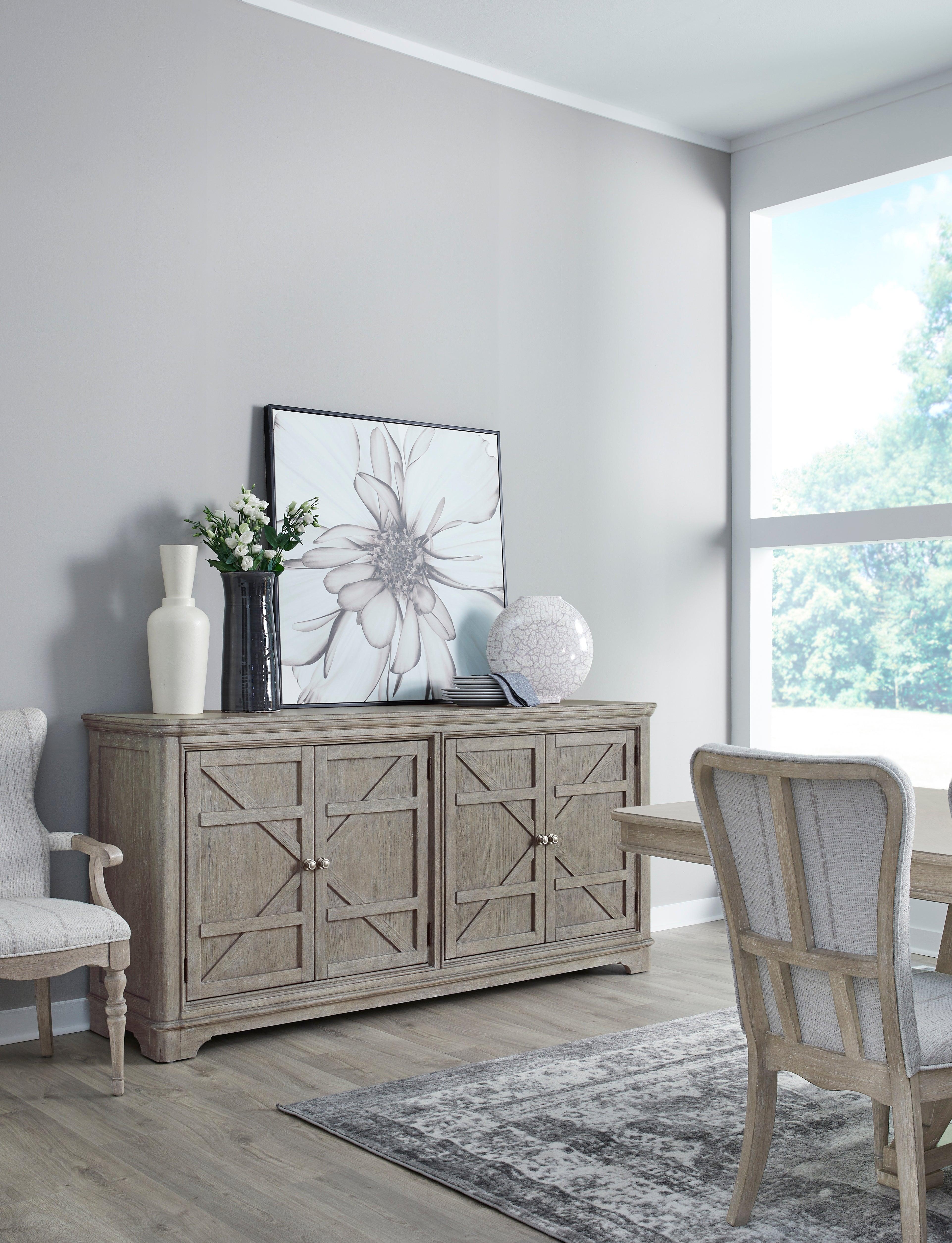 Abbotts Glen 4 Door Buffet - Remutear