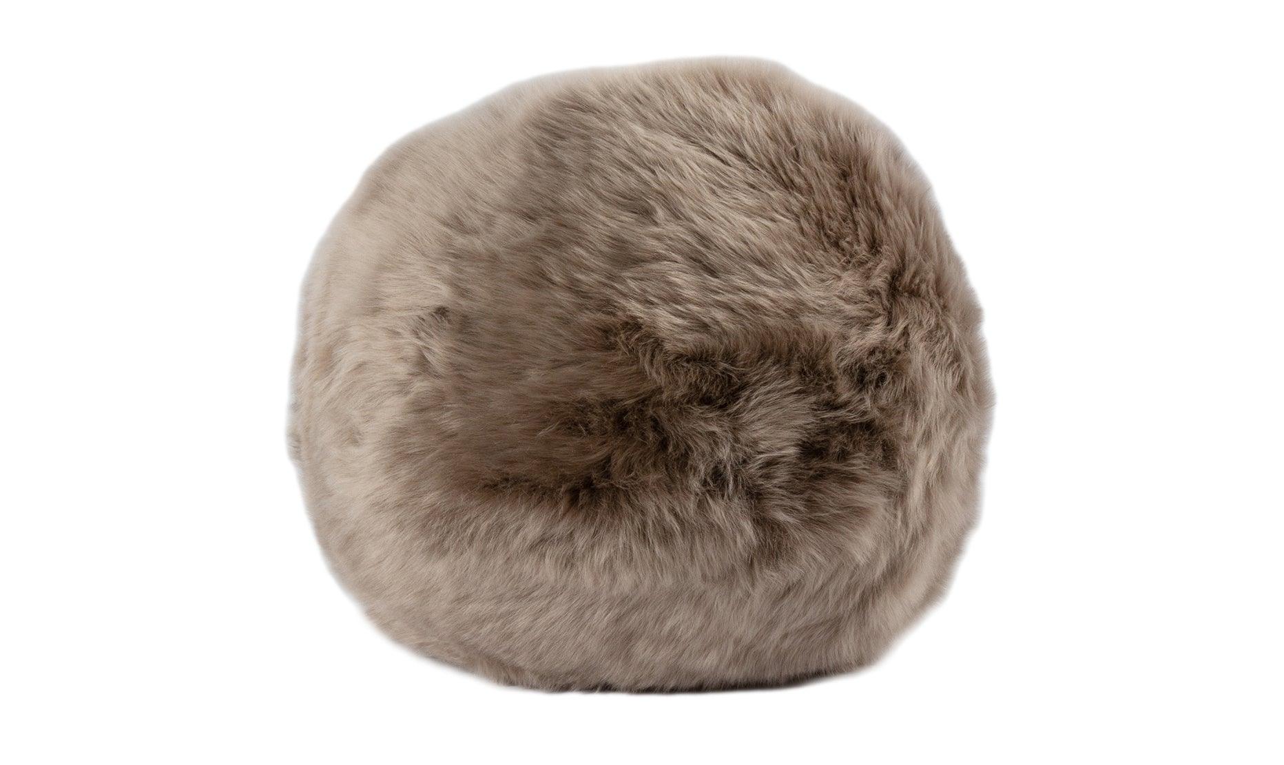 Long Wool Sheepskin Ball Cushion - Remutear
