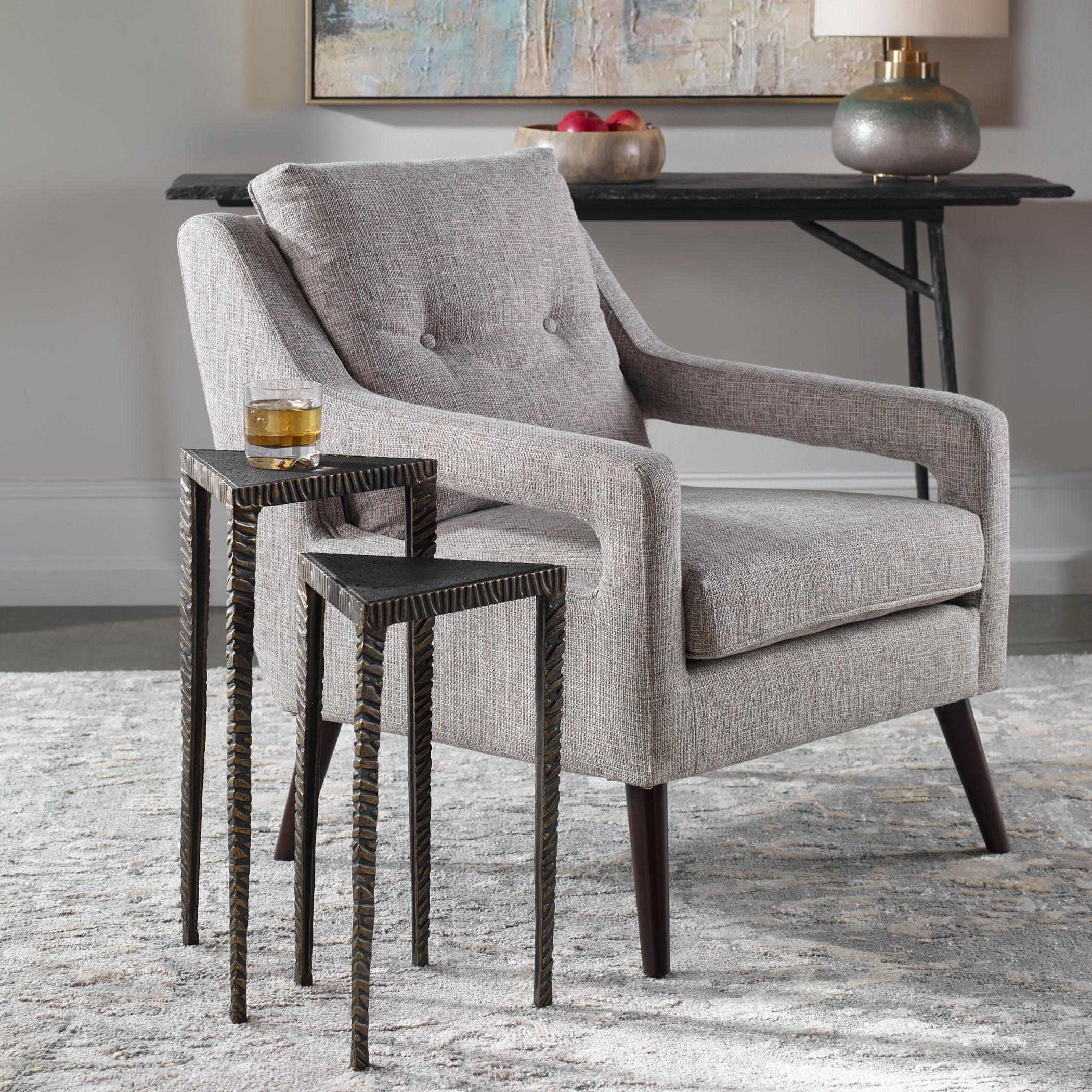 SAMIRIA TRIANGULAR ACCENT TABLES, SET OF 2 - Remutear