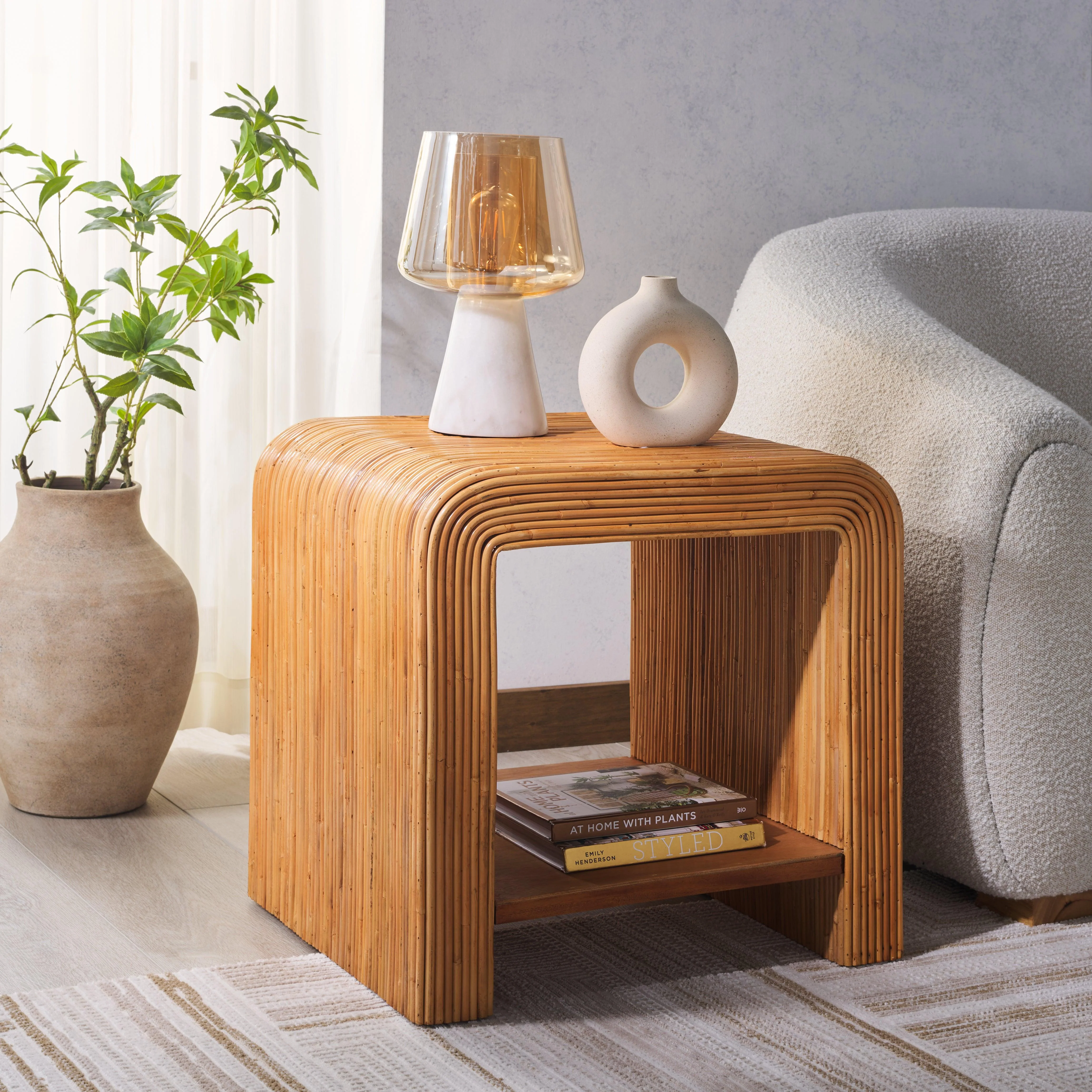 DELLABRYN RATTAN ACCENT TABLE - Remutear