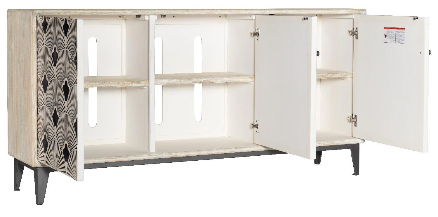 69in Entertainment Center A - Remutear