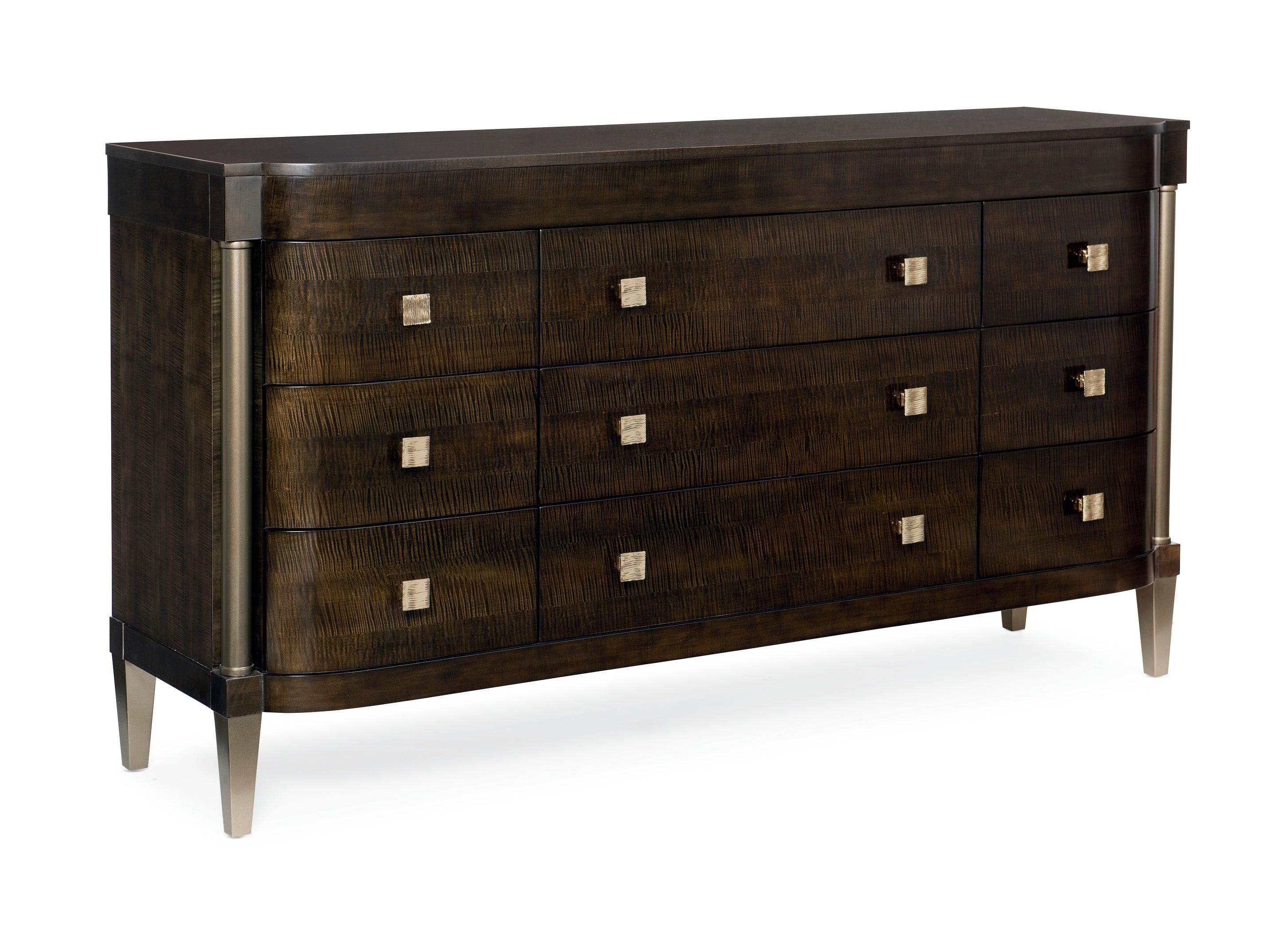 DRAMATIC PRESENCE DRESSER - Remutear