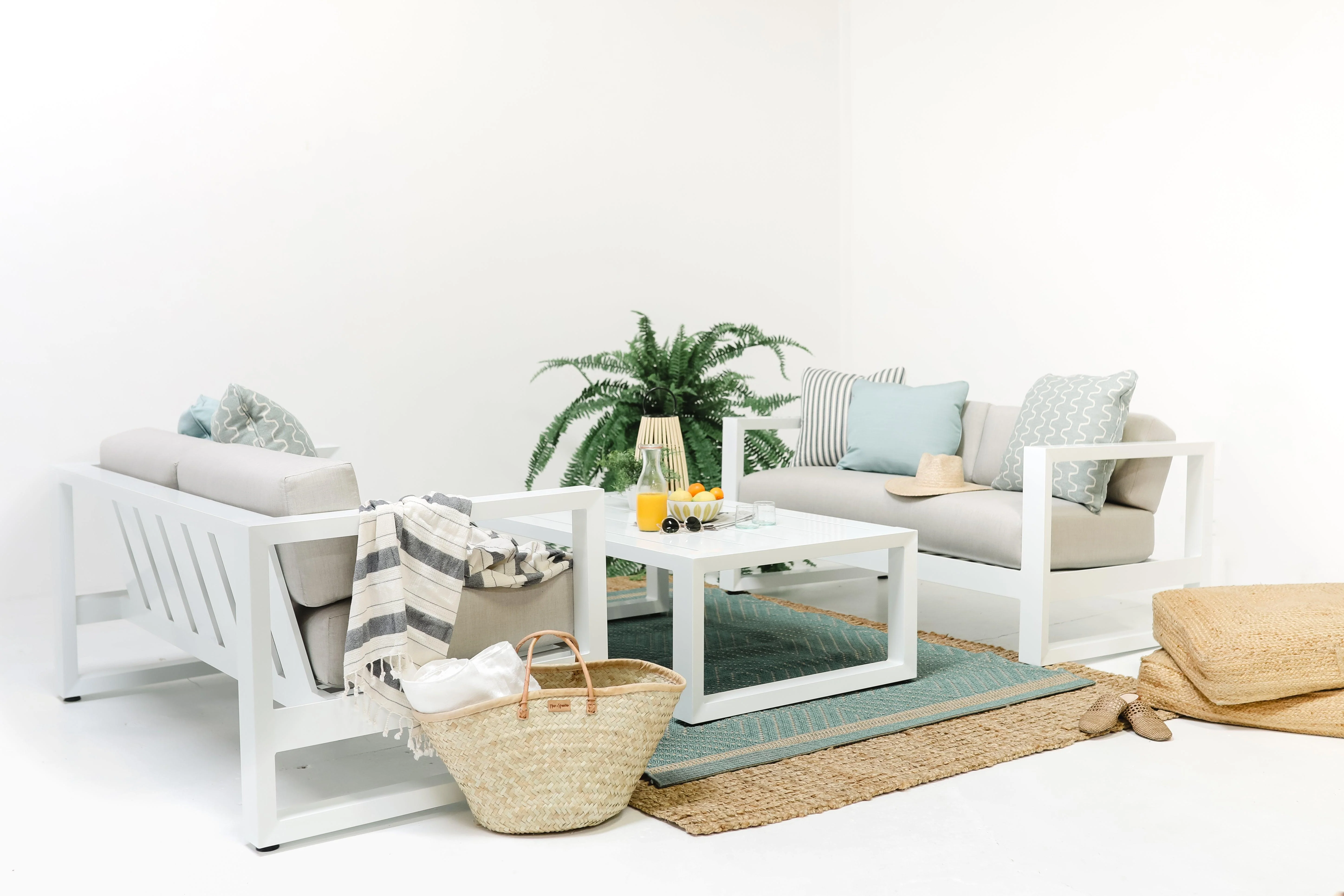 Newport Coffee Table - Remutear