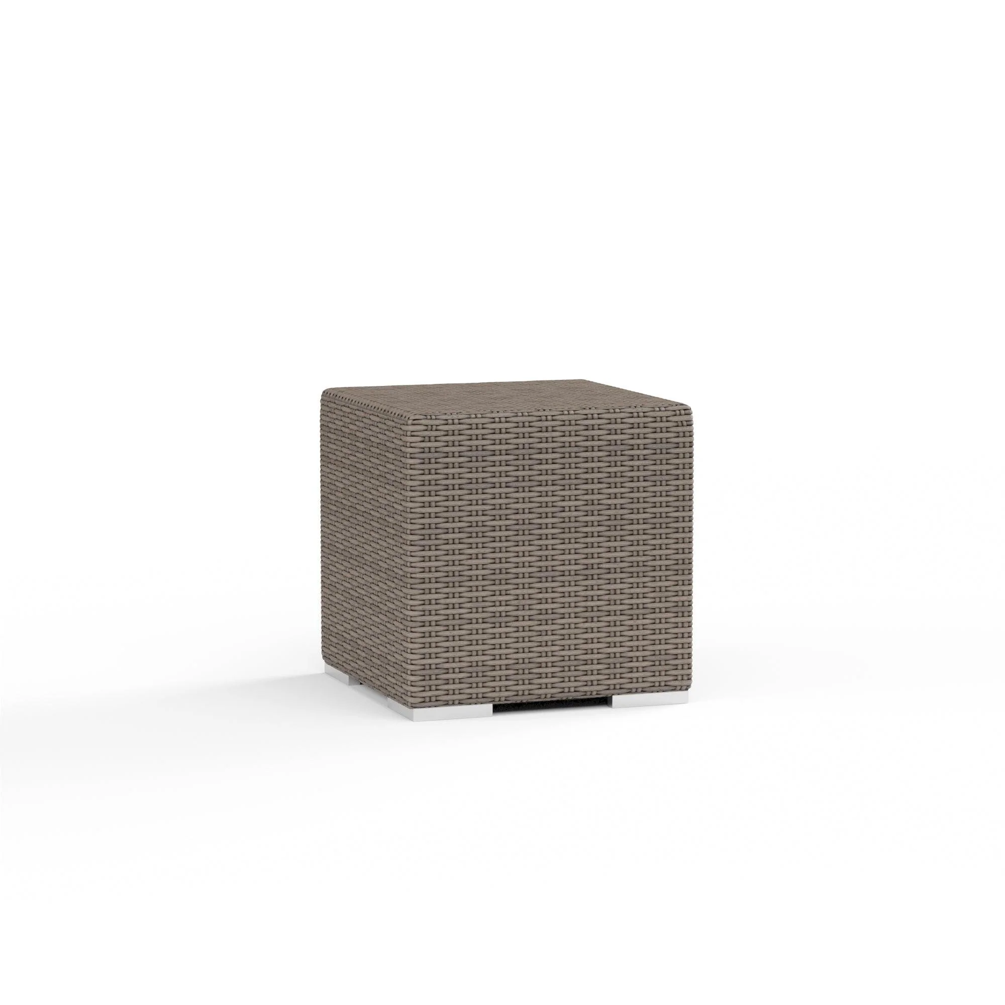 Coronado End Table - Remutear
