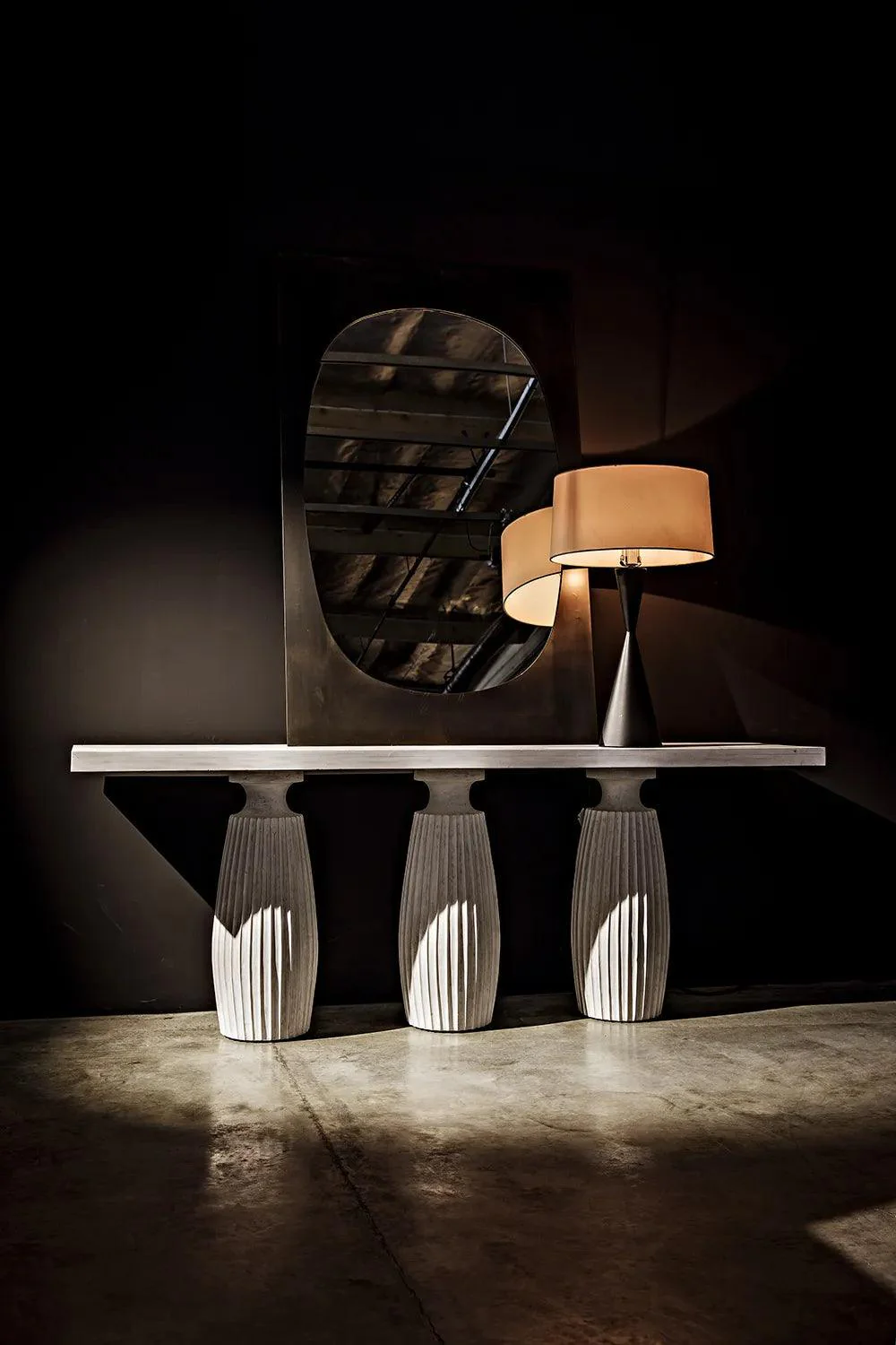 Evelyn Console, White Wash - Remutear