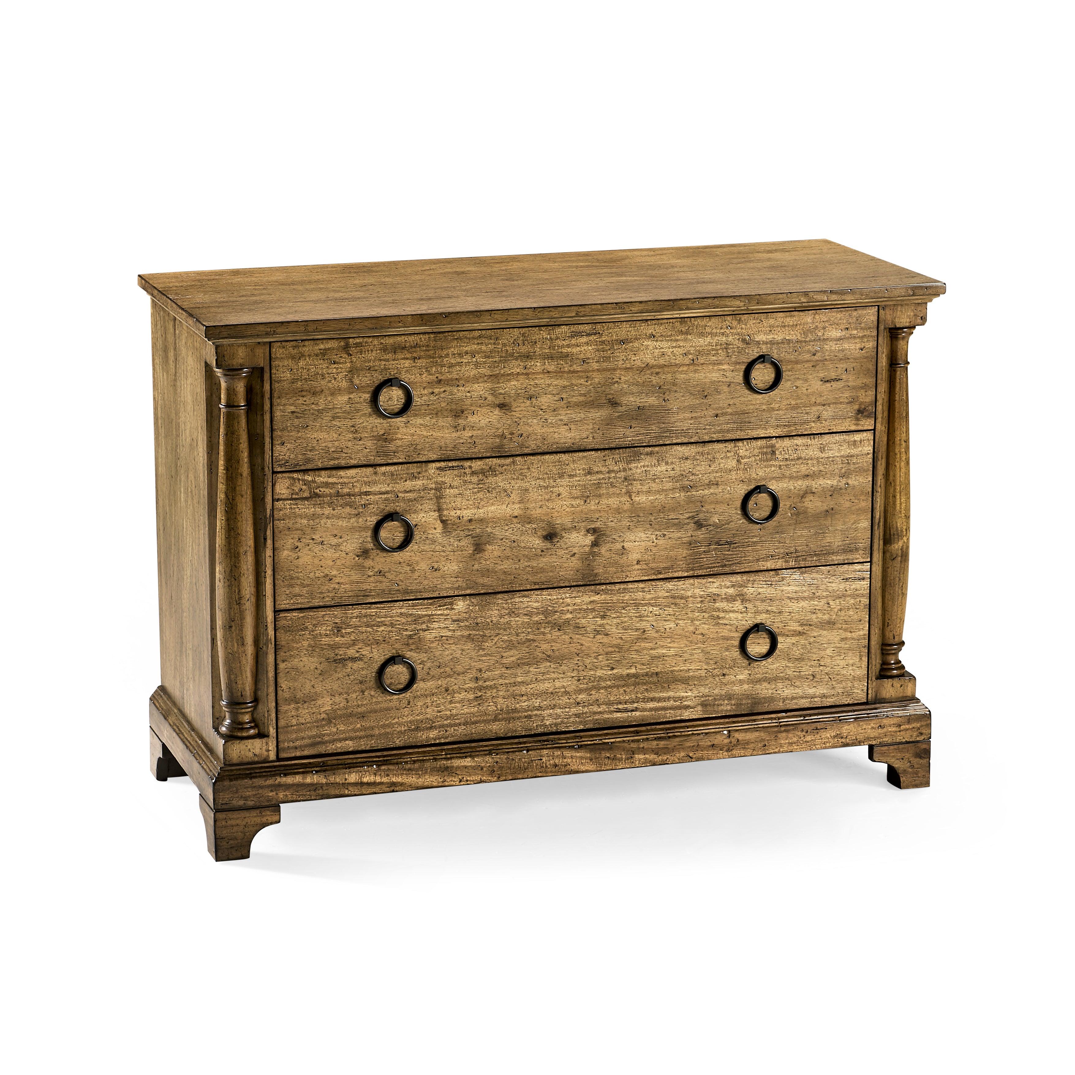 Casual Accents Medium Chest of Drawers - Remutear
