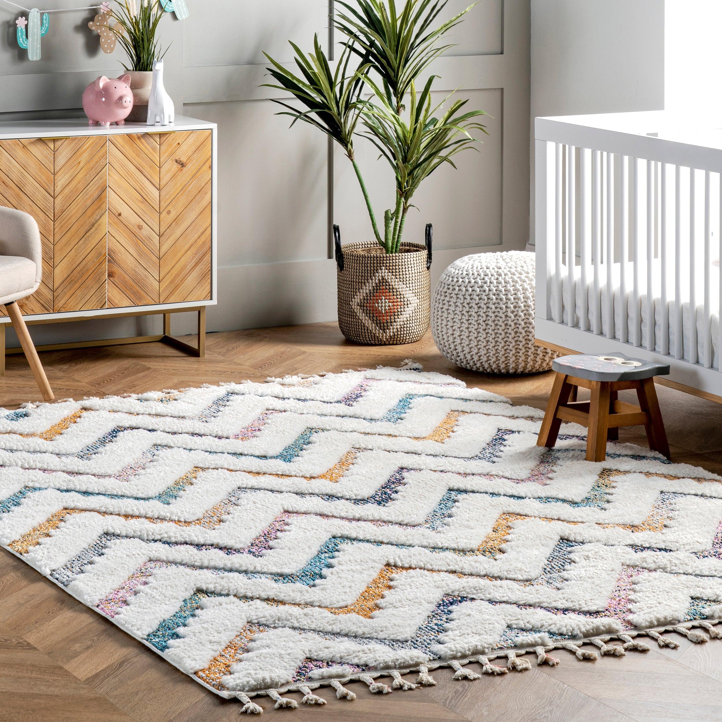 Rumi High-Low Chevron Kids Tassel Area Rug - Remutear