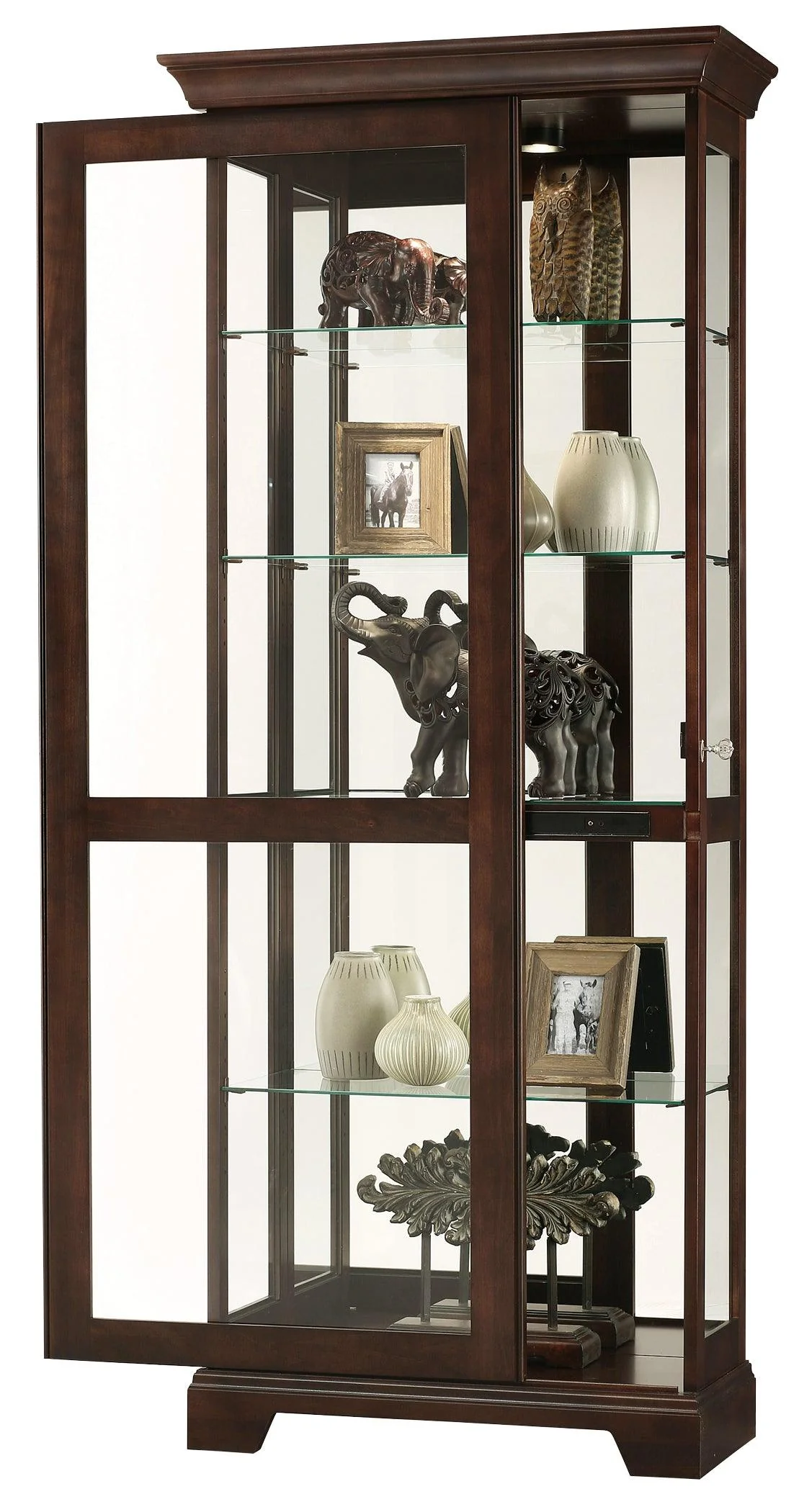 Berends III Curio Cabinet - Remutear