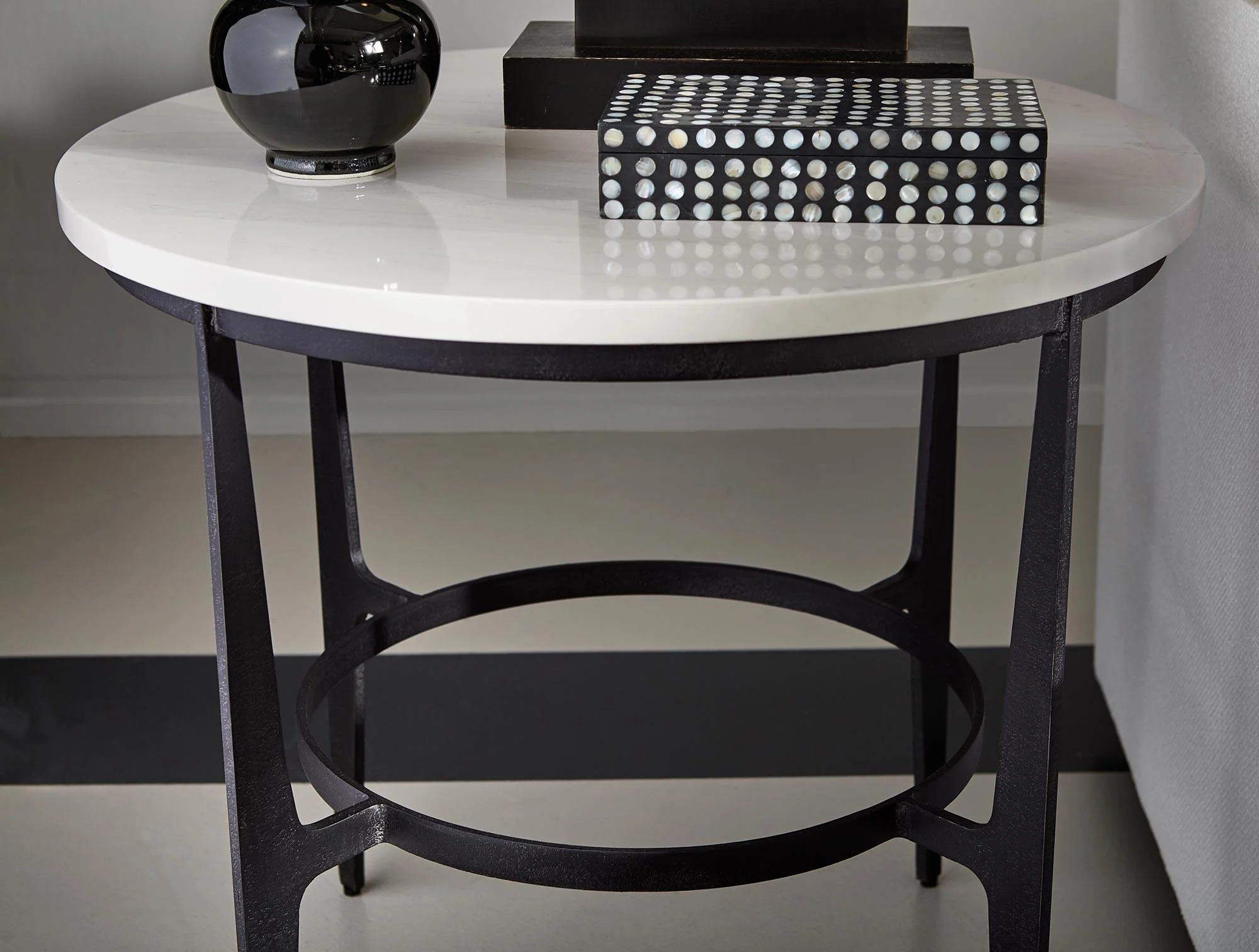 AVONDALE SIDE TABLE - Remutear