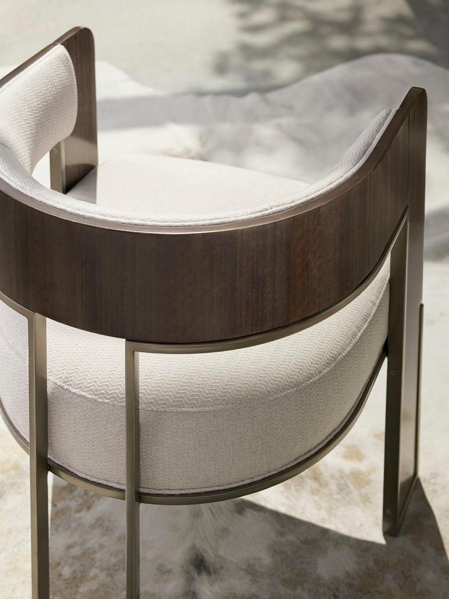 STREAMLINER CHAIR BEIGE - Remutear