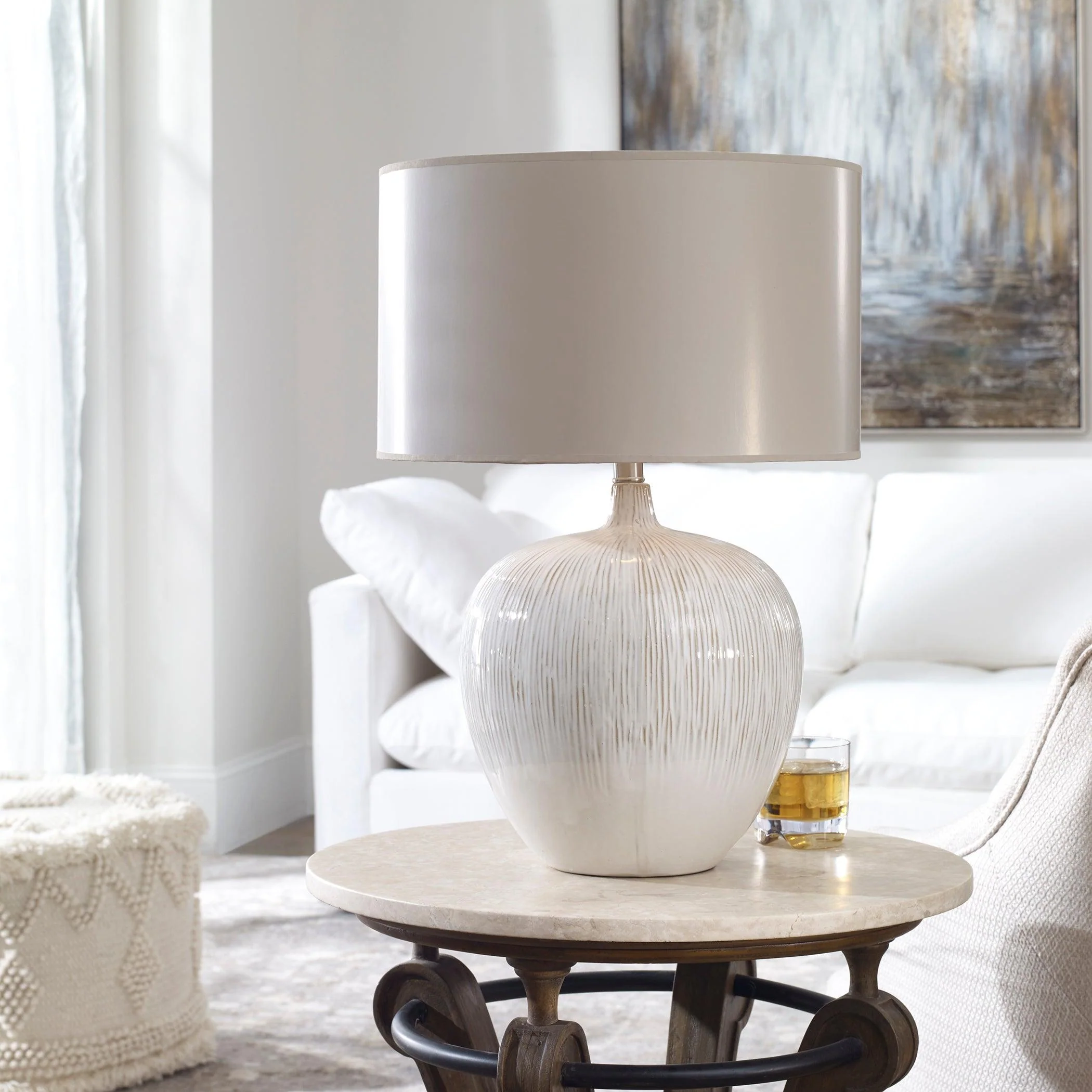 Georgios Textured Ceramic Lamp - Remutear