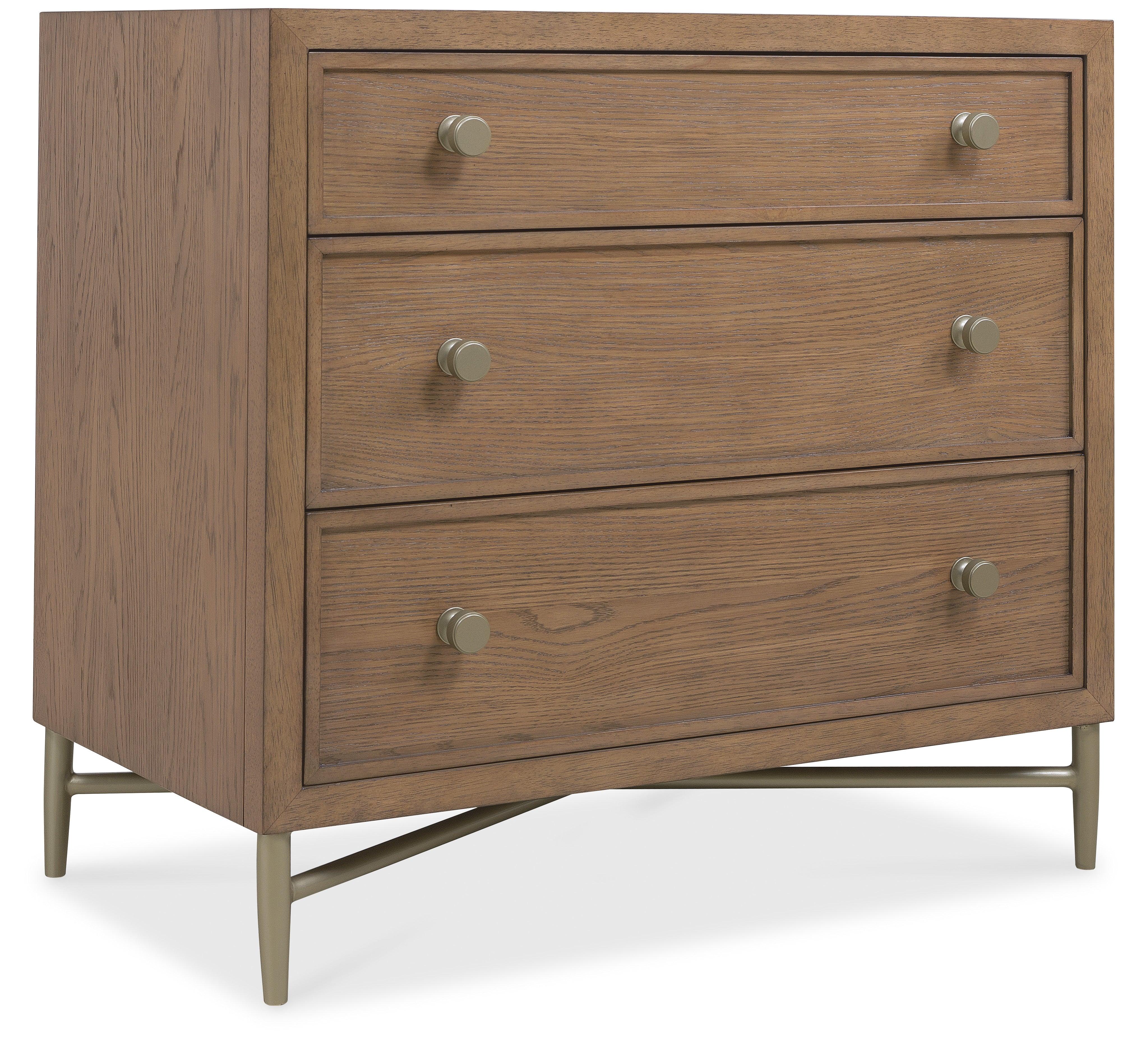 Sonnet Three-Drawer Nightstand - Remutear