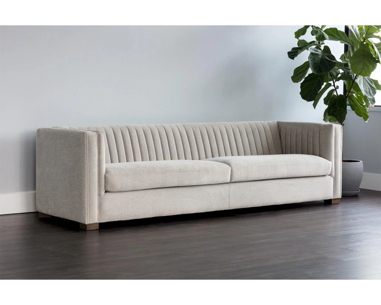 Caitlin Sofa - Remutear
