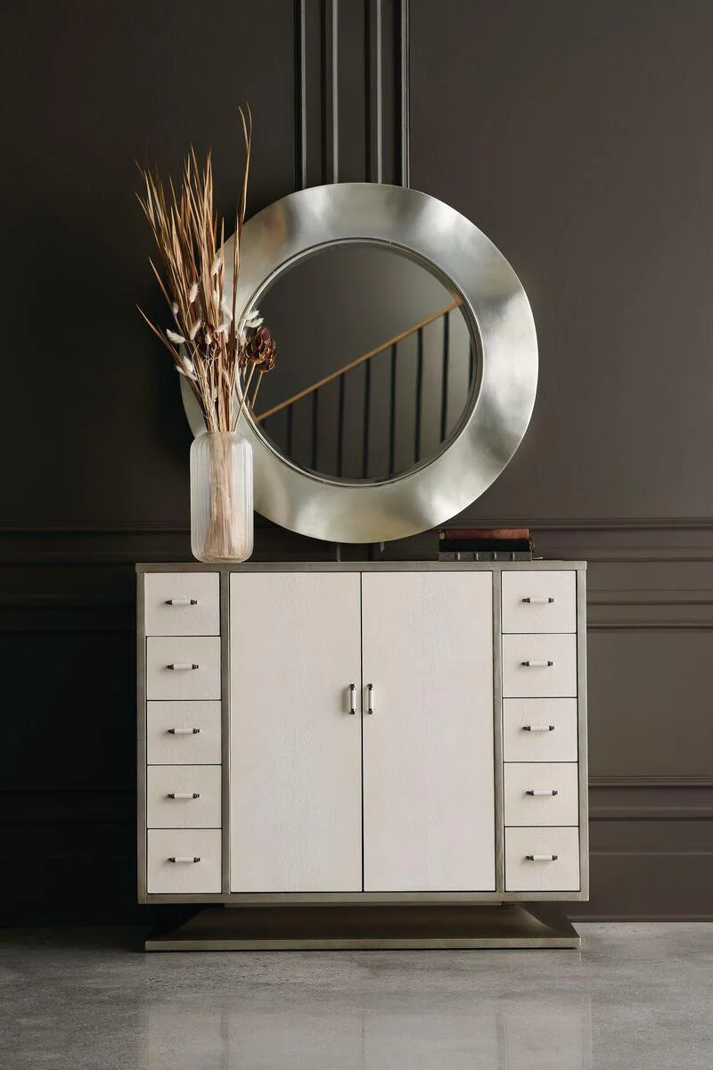 WHAT'S IN STORE? CABINET - Remutear