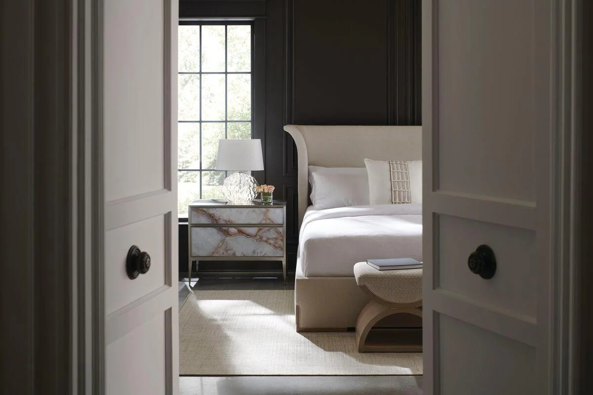 A REAL GEM NIGHTSTAND - Remutear