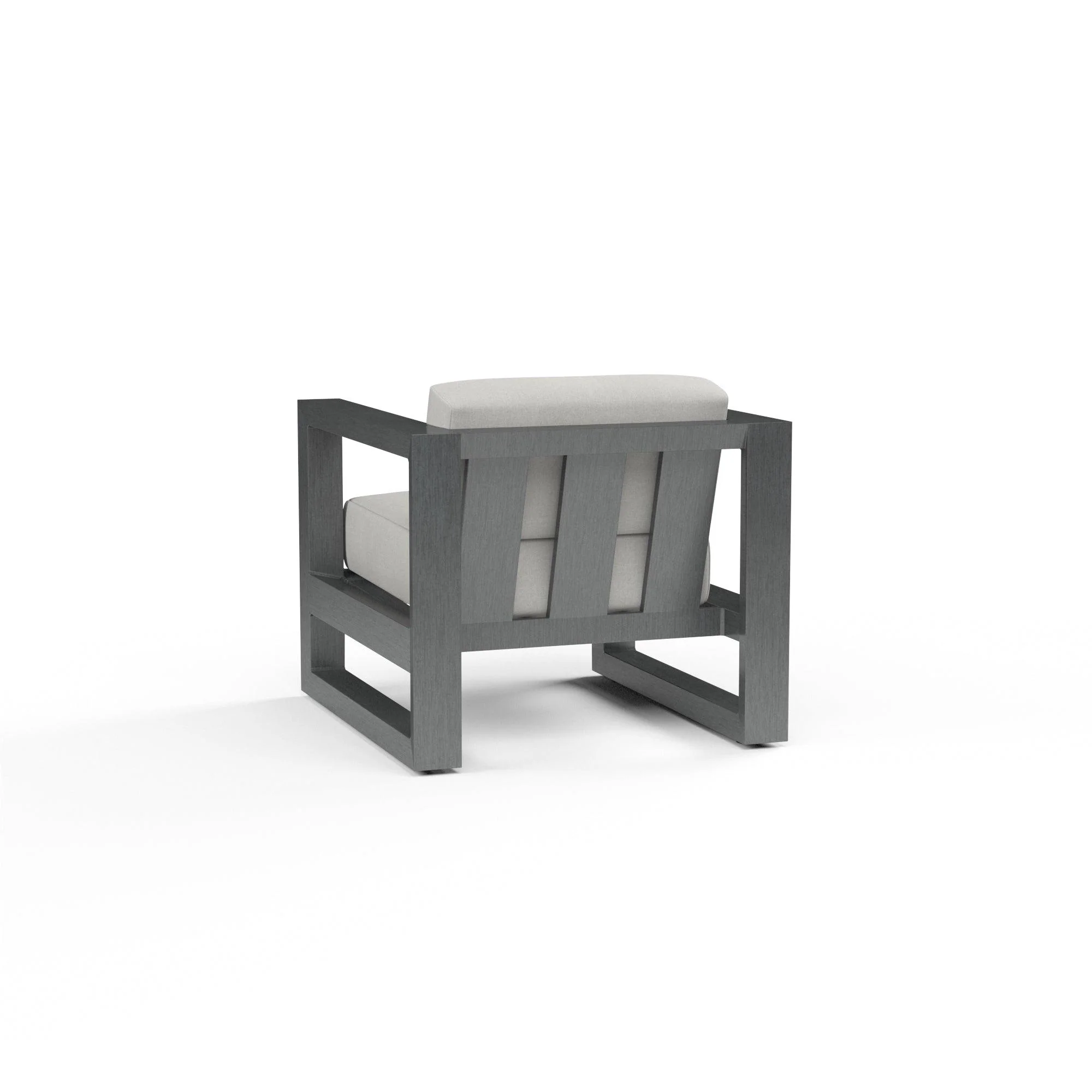 Redondo Club Chair in Cast Silver, No Welt - Remutear