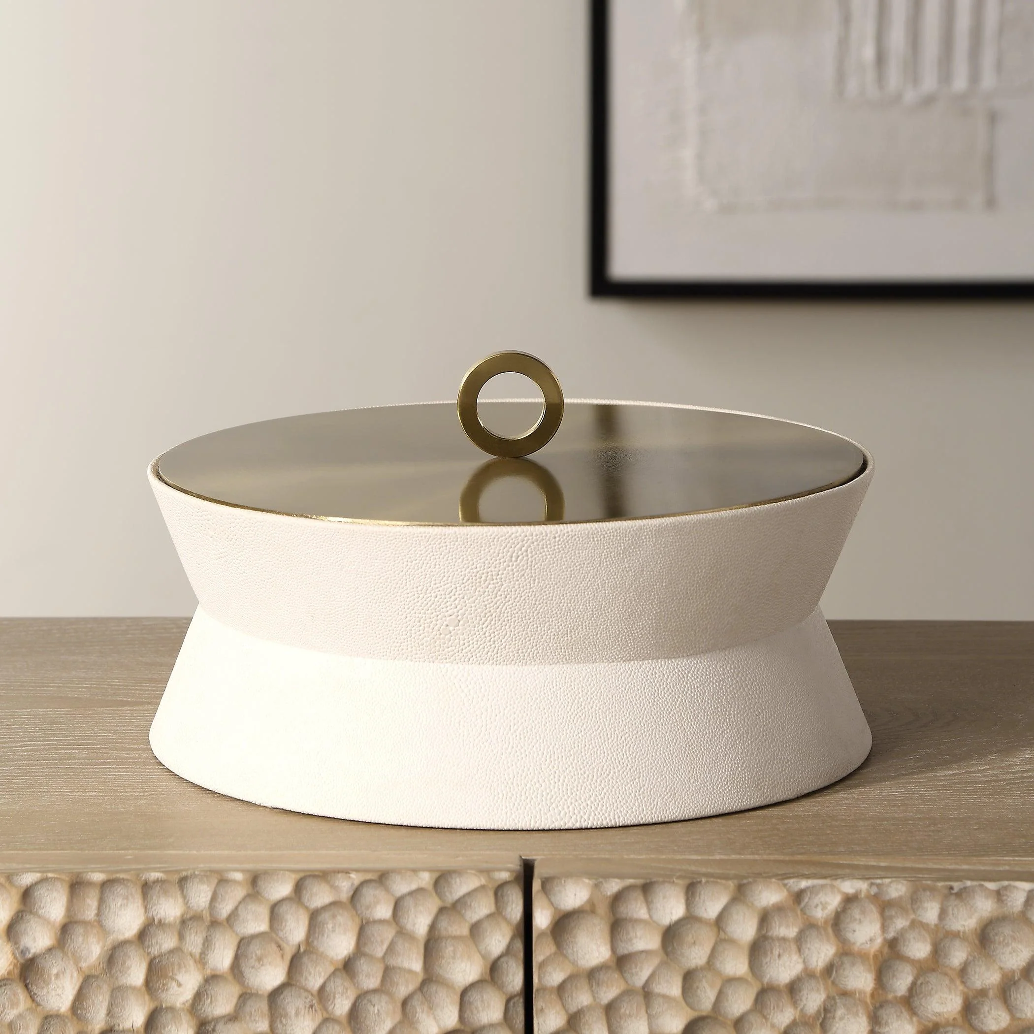 Luxe White Shagreen Round Box - Remutear