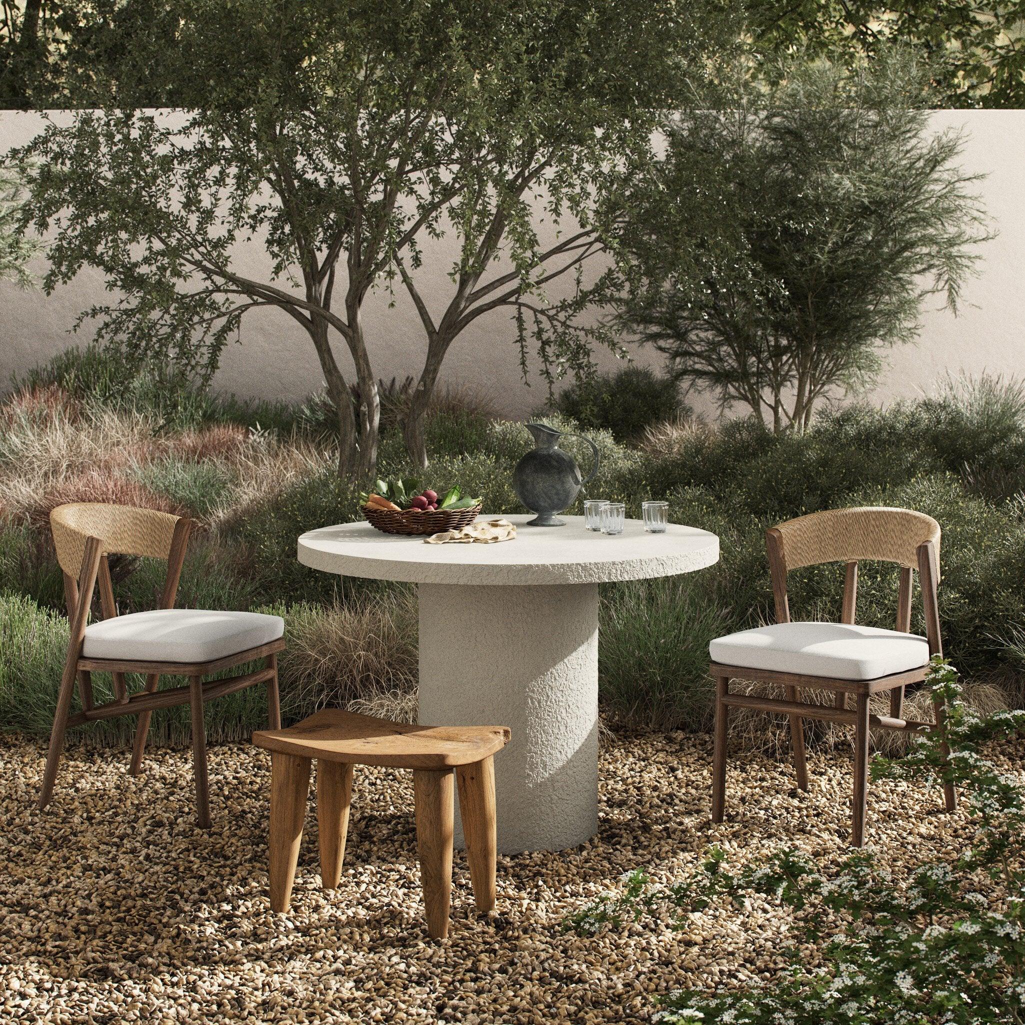 Otero Outdoor Round Dining Table - Remutear