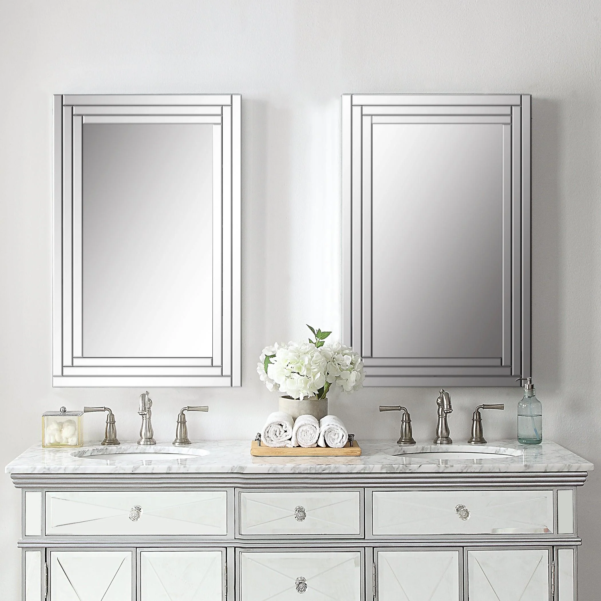 ALANNA FRAMELESS VANITY MIRROR - Remutear