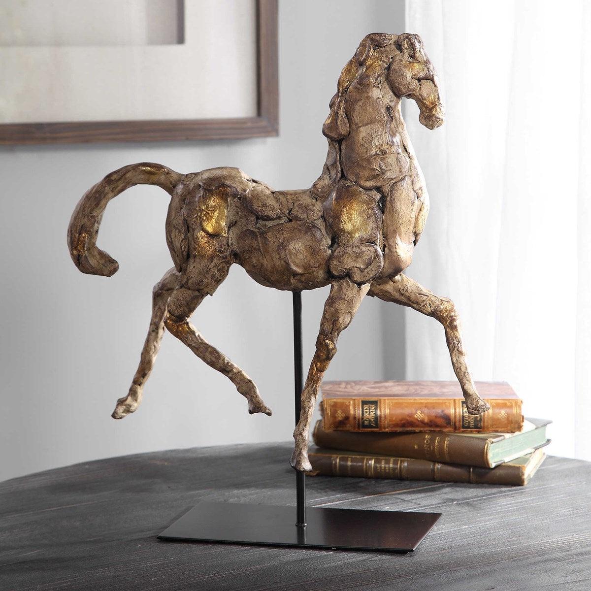 CABALLO DORADO SCULPTURE - Remutear