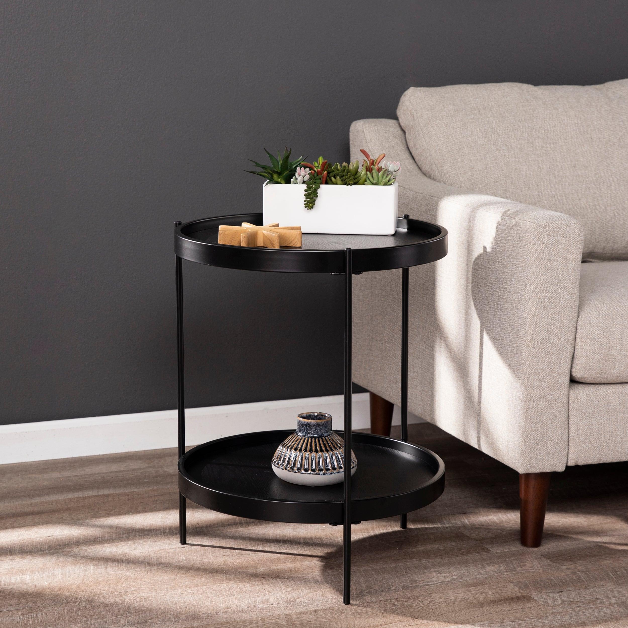 Verlington Round Farmhouse Style End Table - Remutear