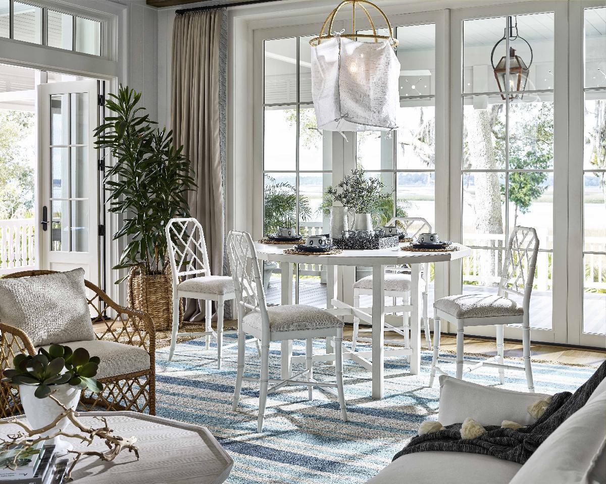 Getaway Grenada Round Dining Table - Remutear