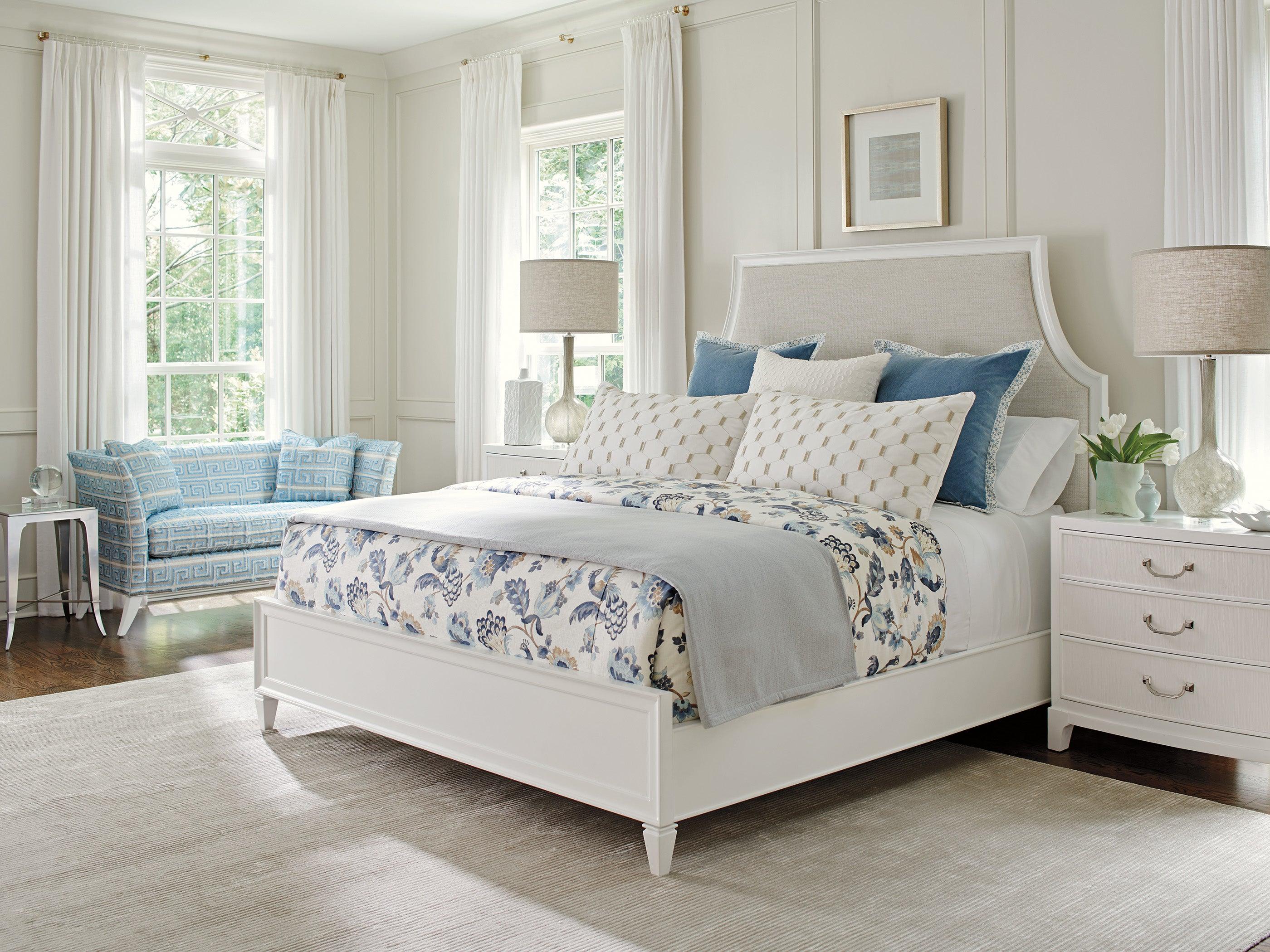 Avondale Inverness Upholstered Bed - Remutear
