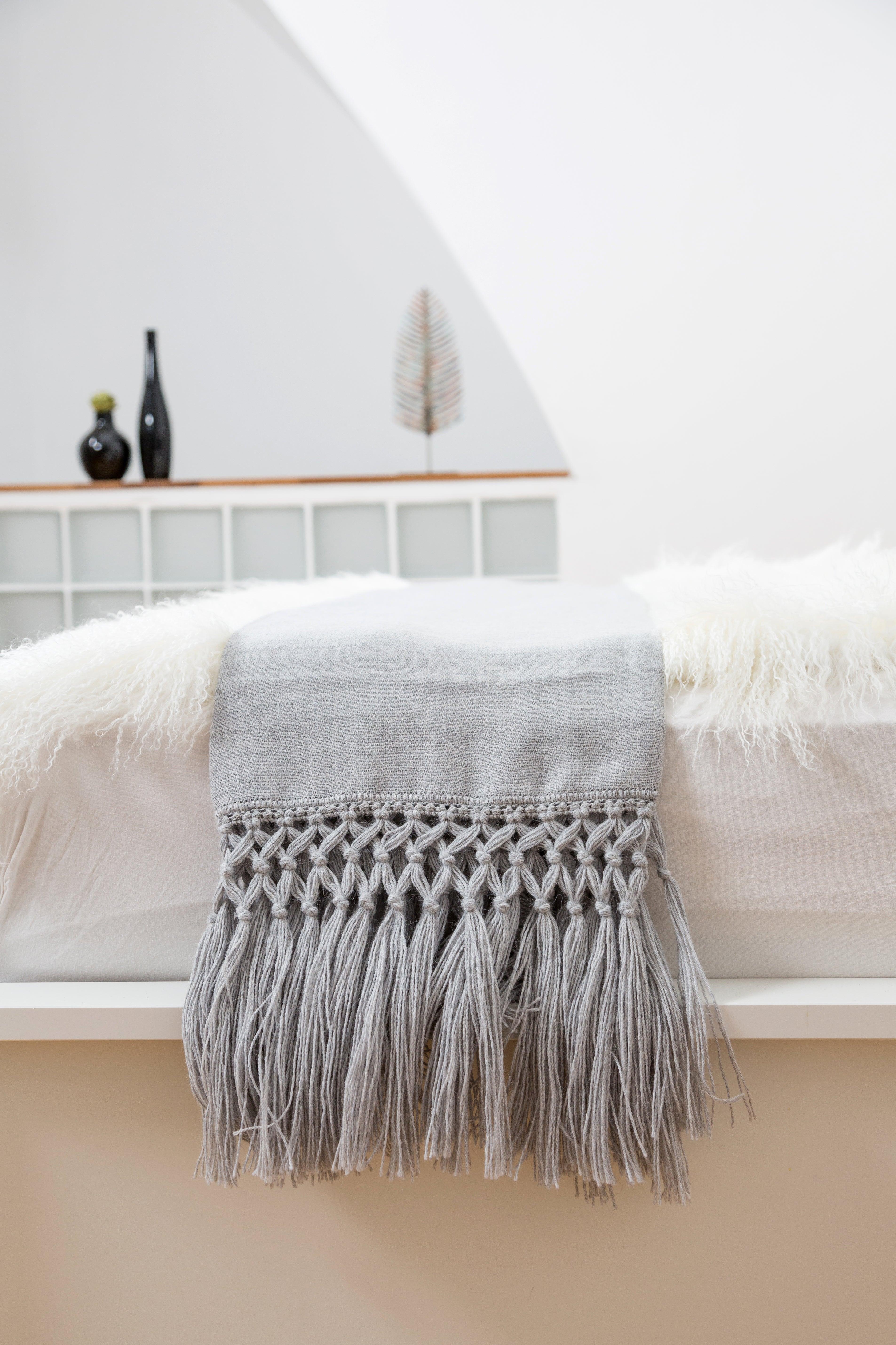 Cool Baby Alpaca Throw - Remutear
