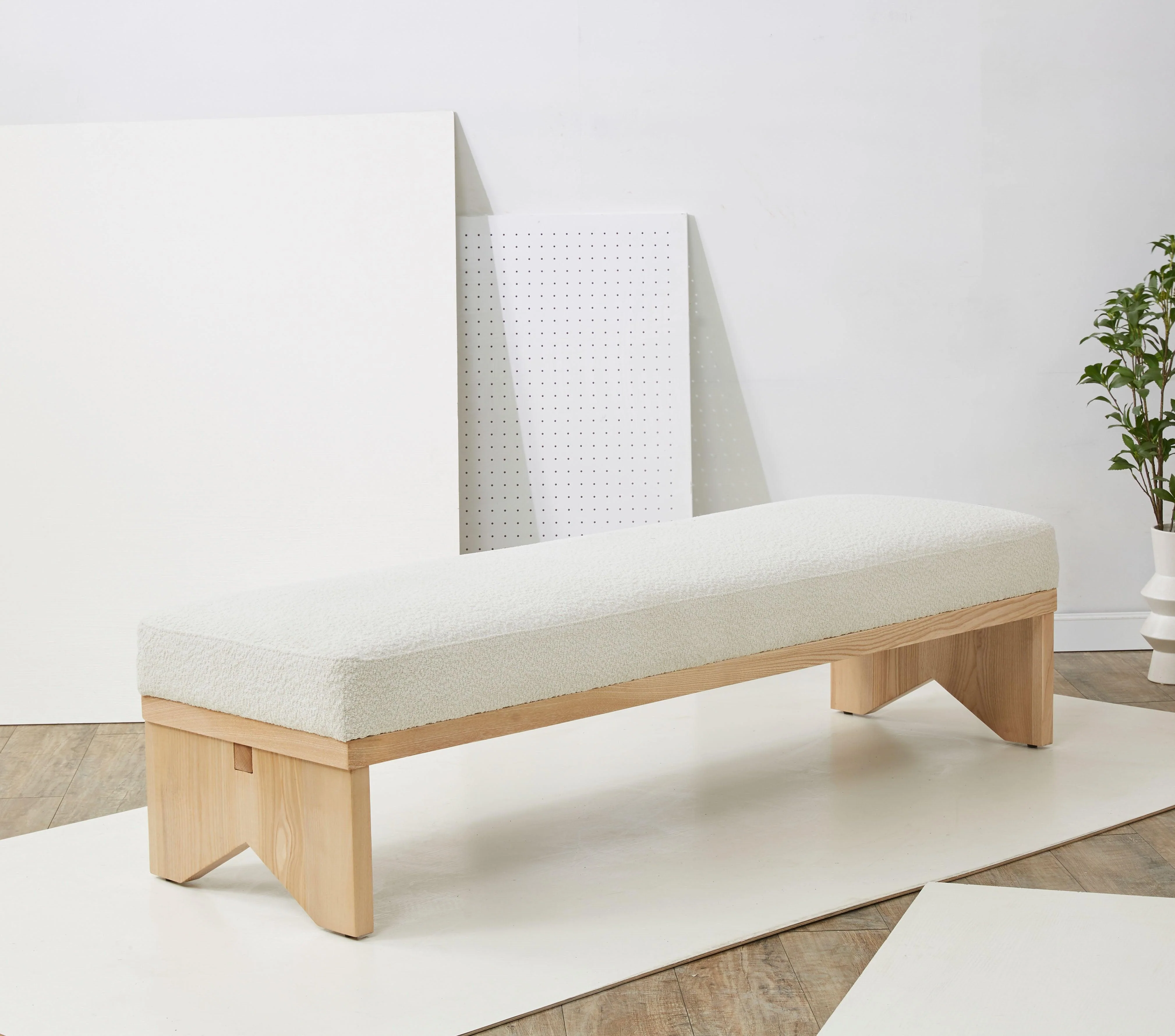 SHARYN BOUCLE & WOOD BENCH - Remutear