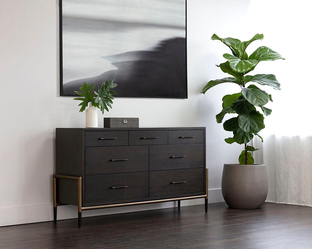Weldrick Dresser - Remutear
