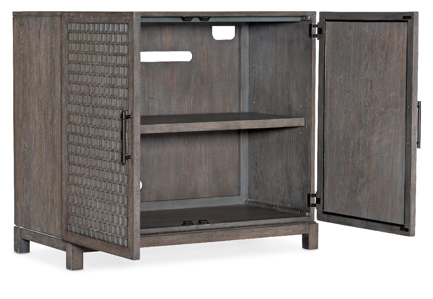Two-Door Chest - Remutear