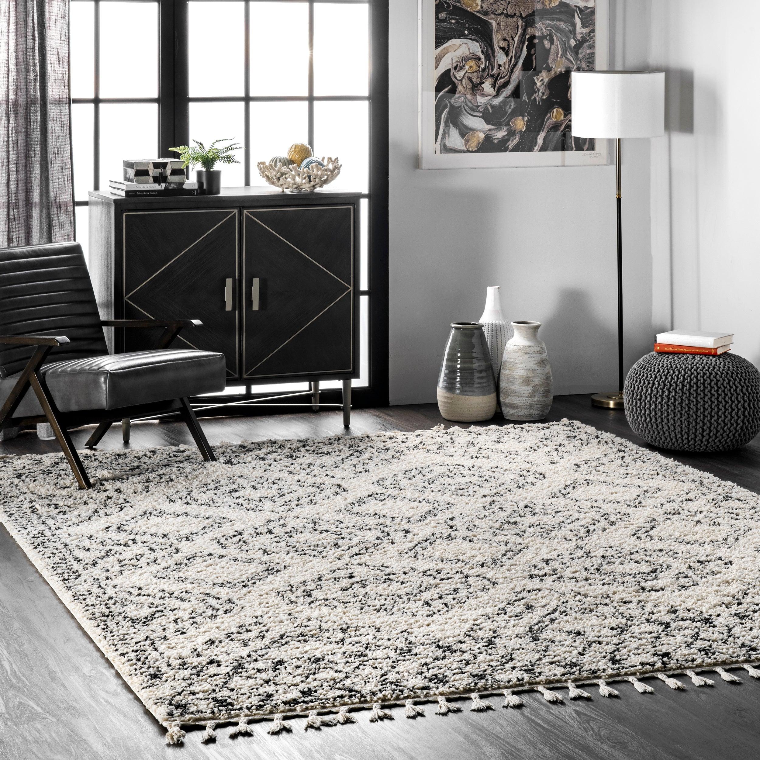 Vasiliki Moroccan Shag Tasseled Area Rug - Remutear