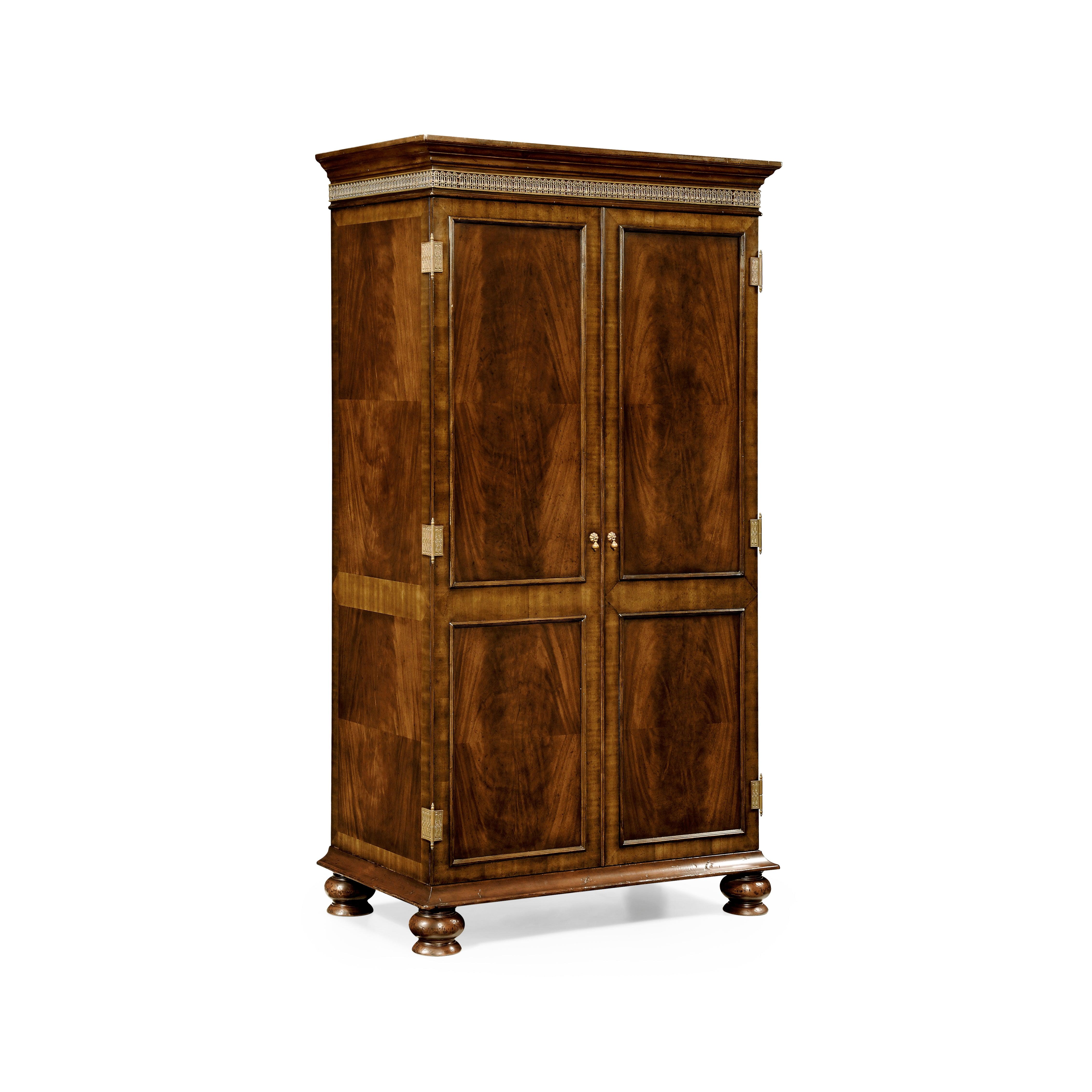 Country Farmhouse Gentleman's Mahogany Wardrobe - Remutear