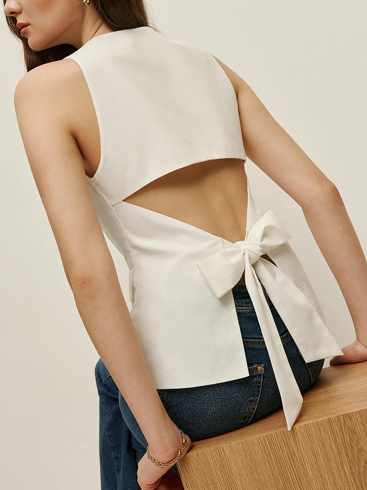 Bow Back Detail Sleeveless Top - Remutear