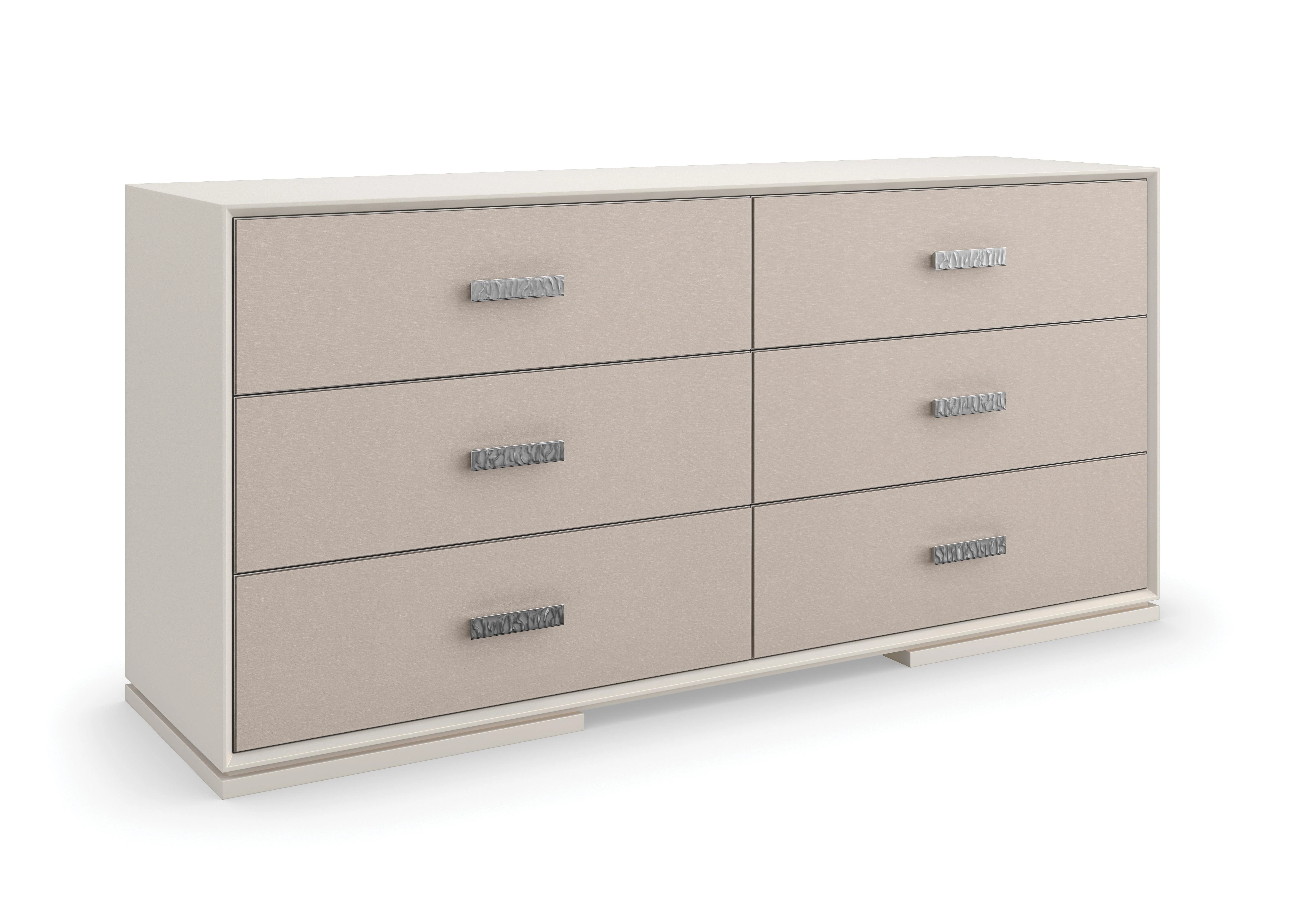 Classic Silver Lining Dresser - Remutear