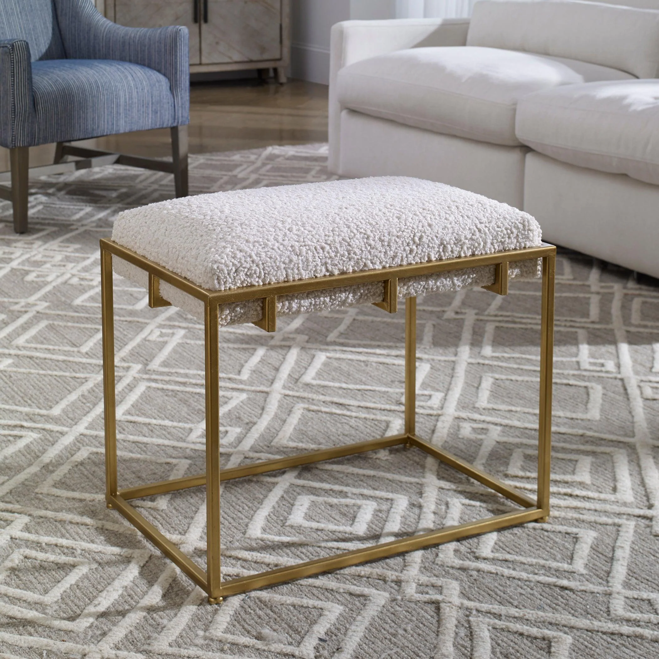 Paradox Small Gold & White Shearling Bench - Remutear