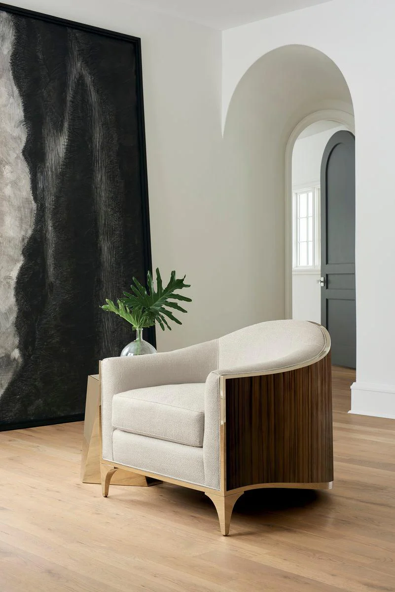 THE SVELTE CHAIR BROWN CHAIR - Remutear