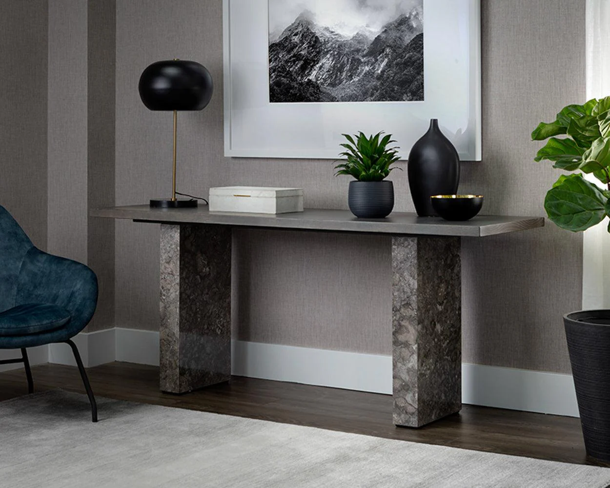 Rebel Console Table - Remutear
