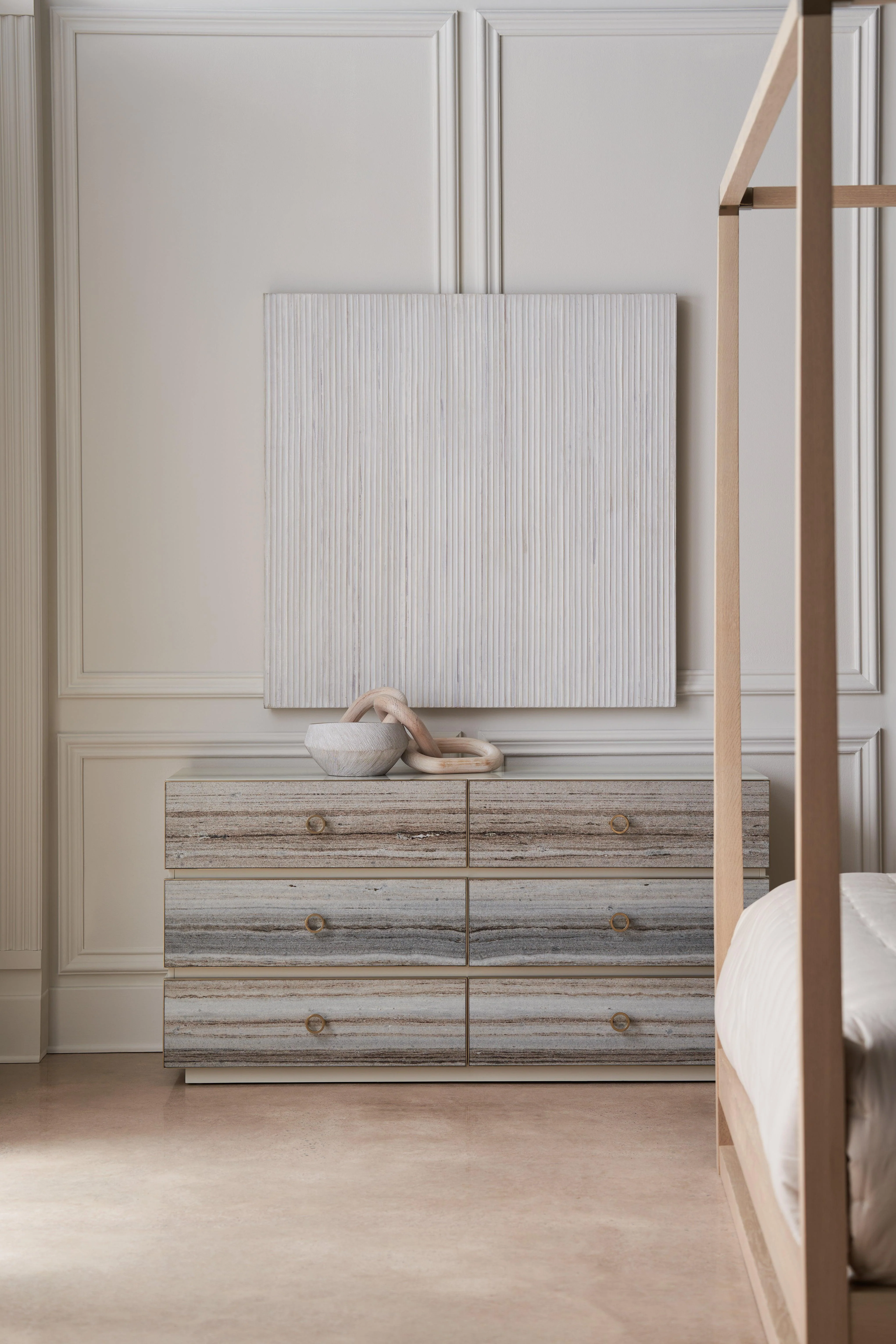 Classic Bedrock Dresser - Remutear