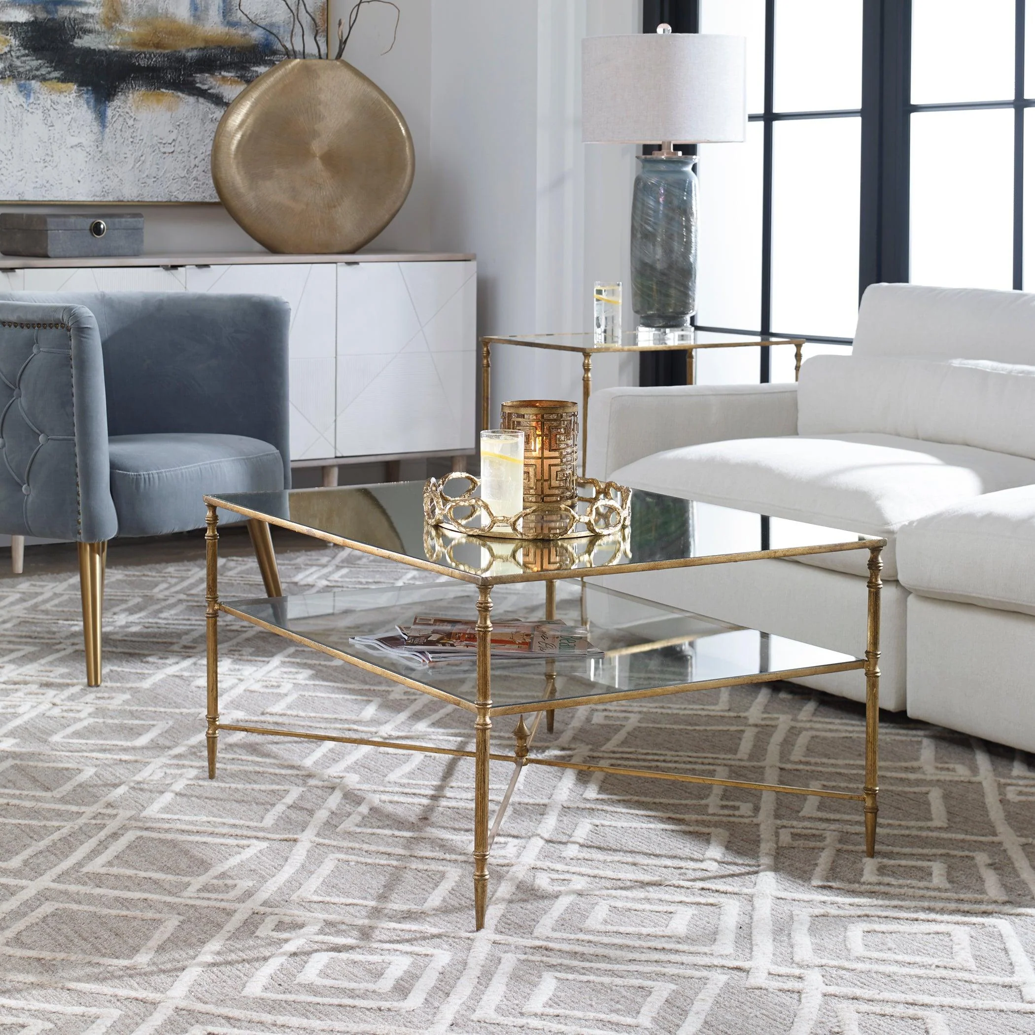 HENZLER MIRRORED GLASS COFFEE TABLE - Remutear