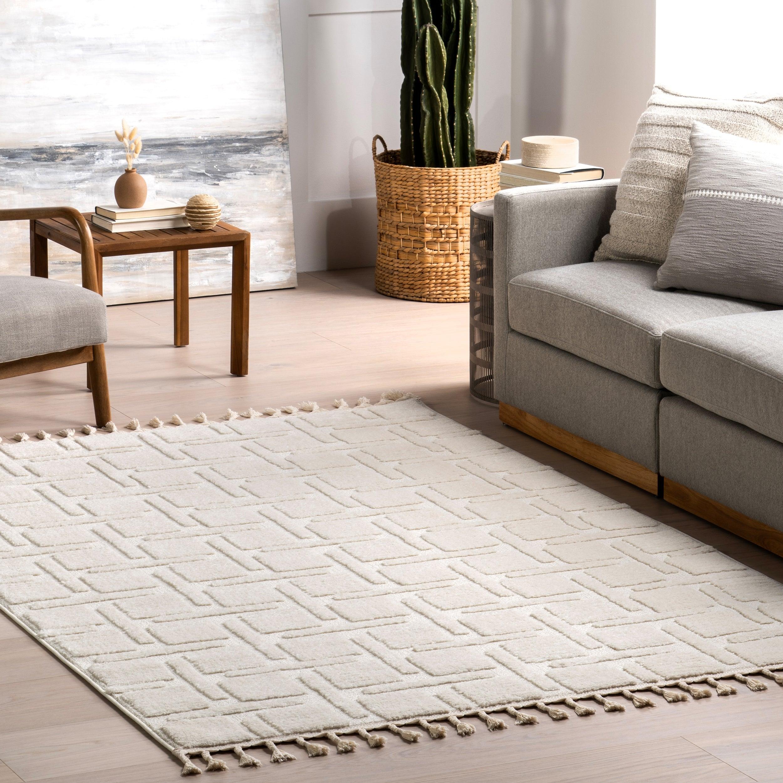 Alafia High-Low Geometric Tasseled Area Rug - Remutear