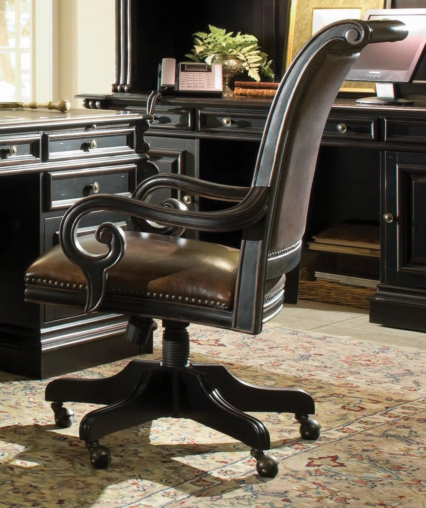 Telluride Tilt Swivel Chair - Remutear