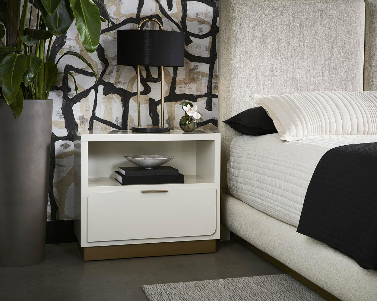 Jenkins Nightstand - Remutear