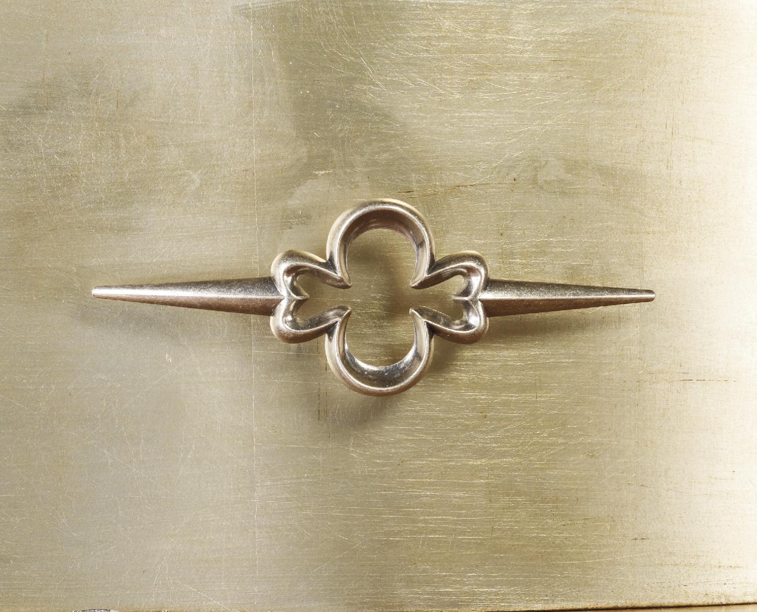 Sanctuary Three-Drawer Shaped Front Gold Chest - Remutear