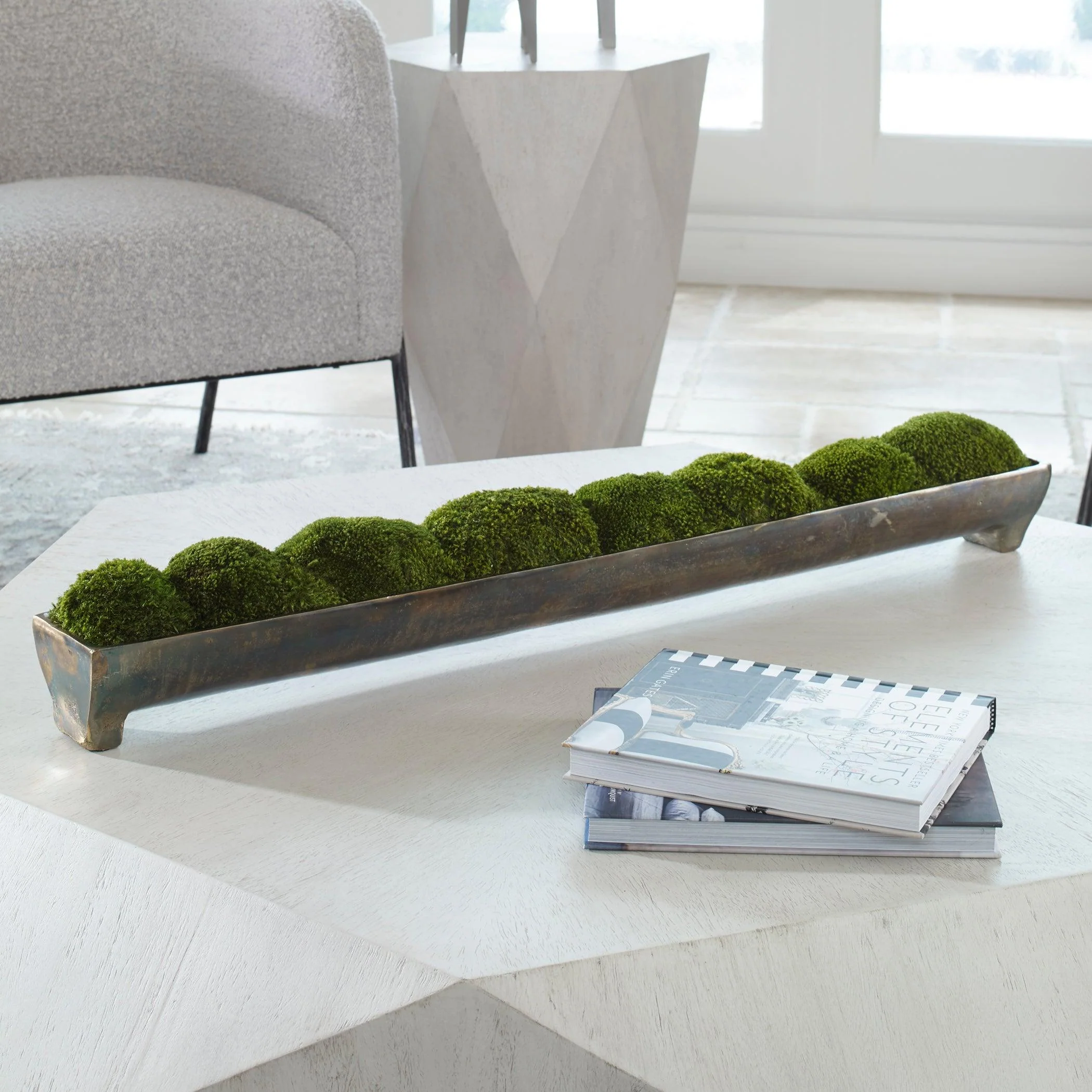 Canal Moss Centerpiece - Remutear