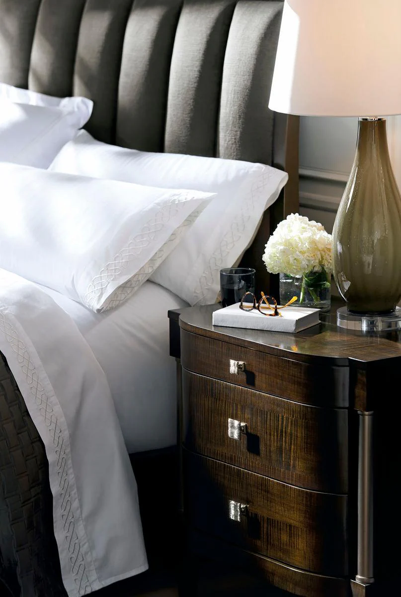 NIGHT OWL NIGHTSTAND - Remutear