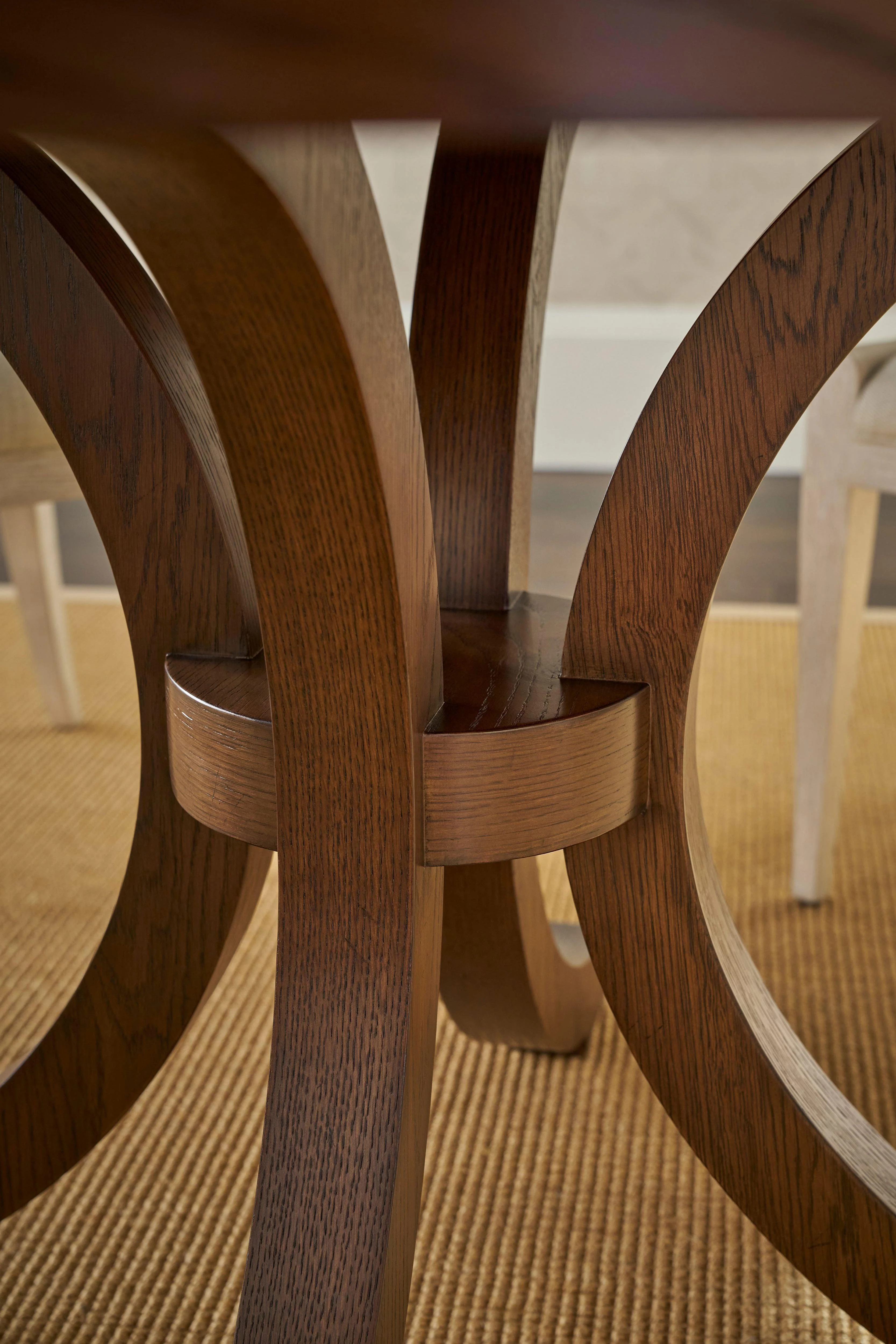Surrey Round Dining Table - Remutear