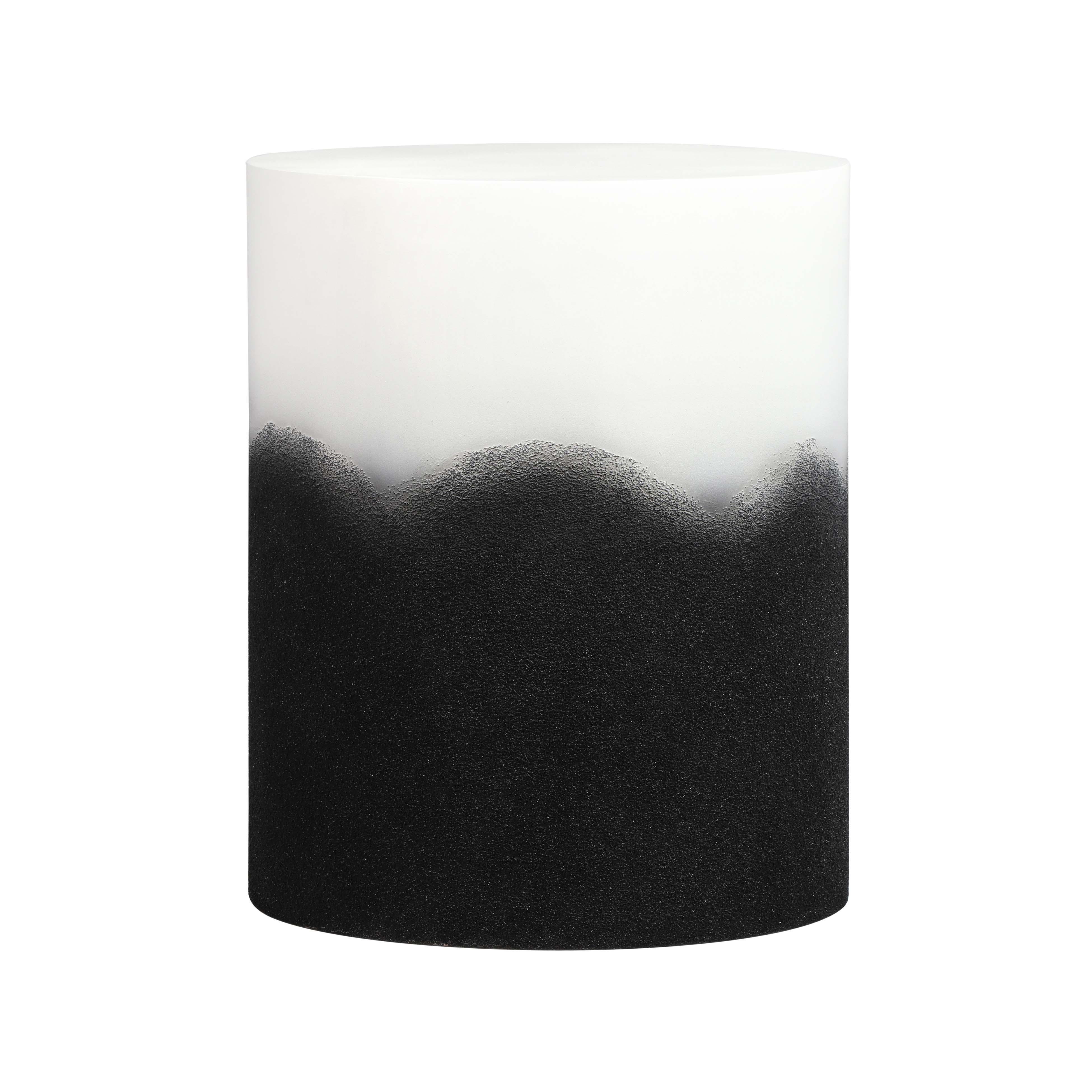 Matra Black and White Side Table - Remutear