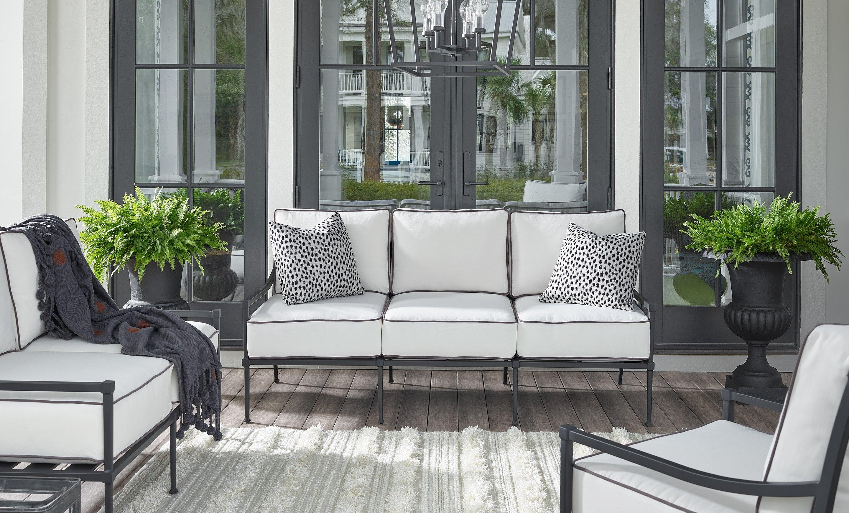 Outdoor Seneca Sofa - Remutear