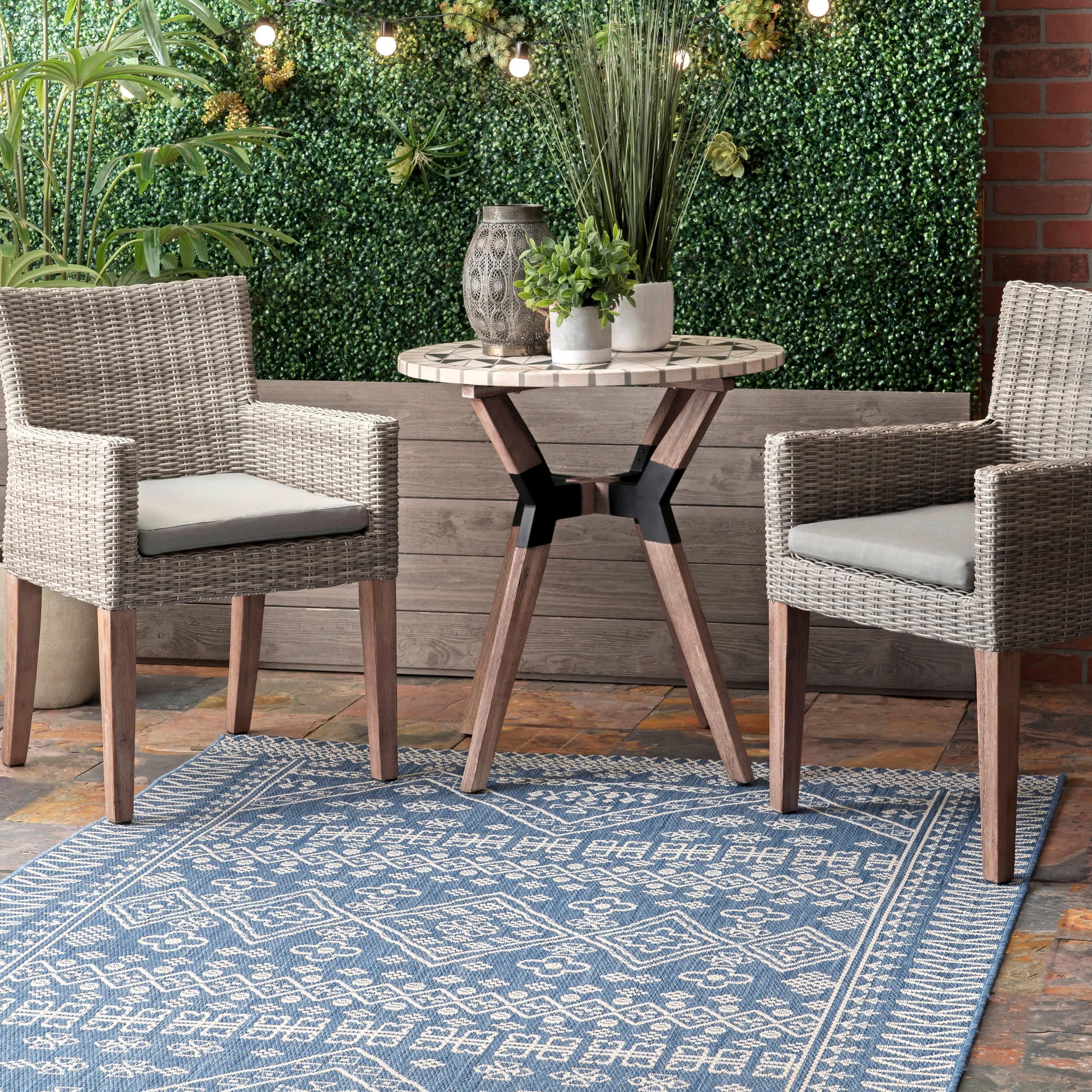 Kandace Indoor/Outdoor Area Rug - Remutear